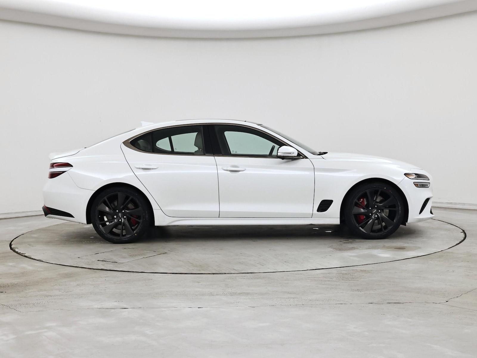 2023 GENESIS G70 Standard - Photo 8
