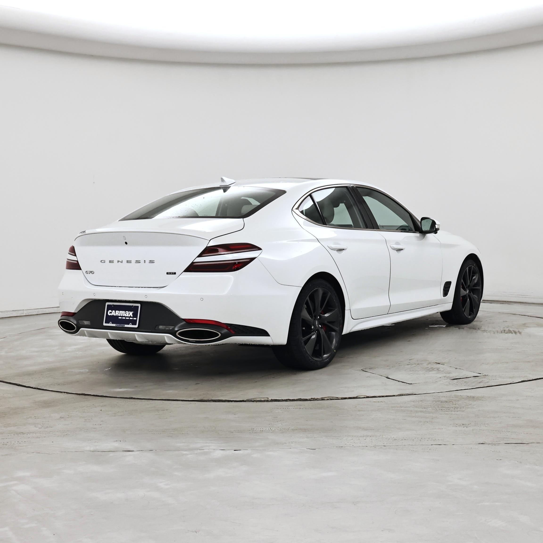 Thumbnail: 2023 Genesis G70 - 8