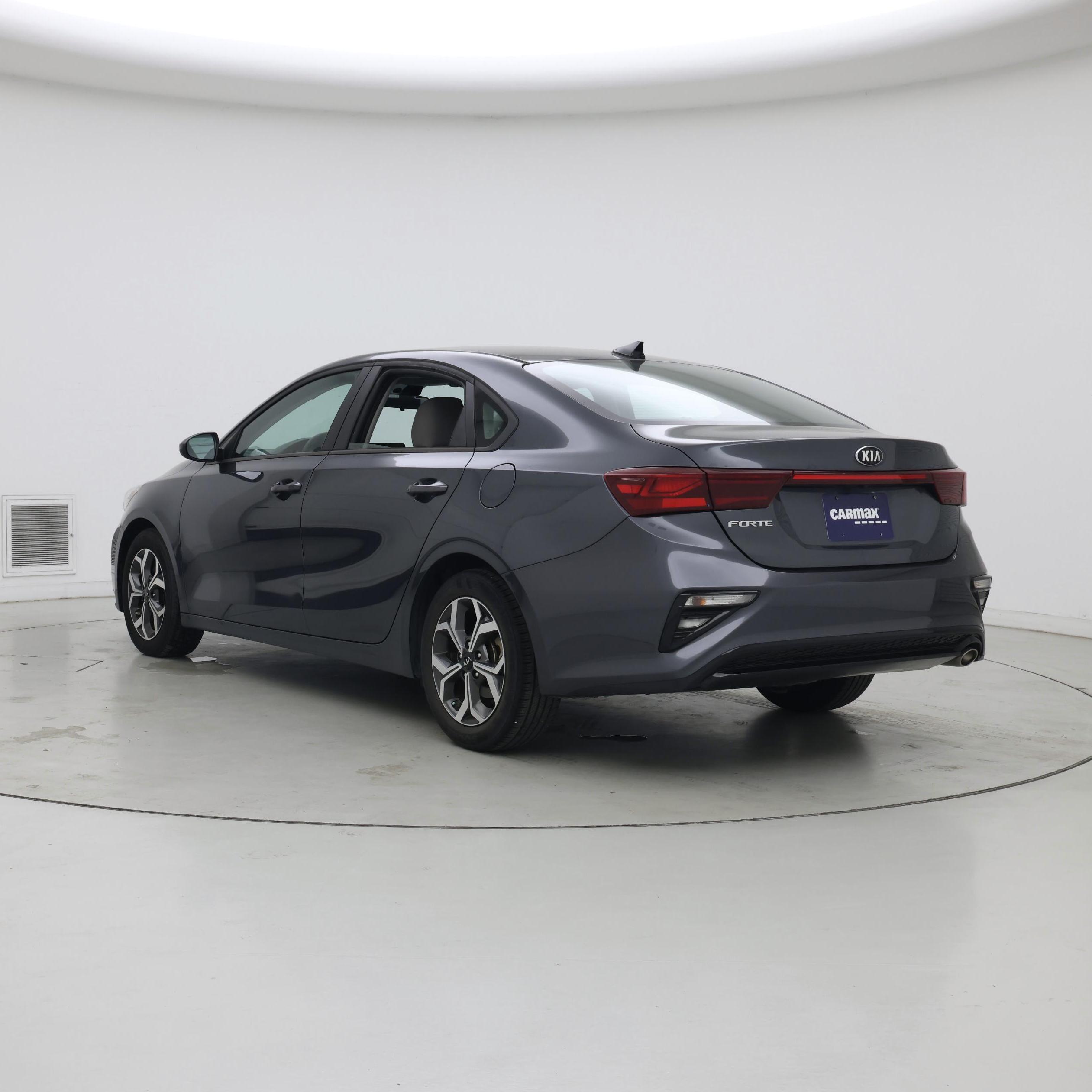 Thumbnail: 2021 Kia Forte - 2