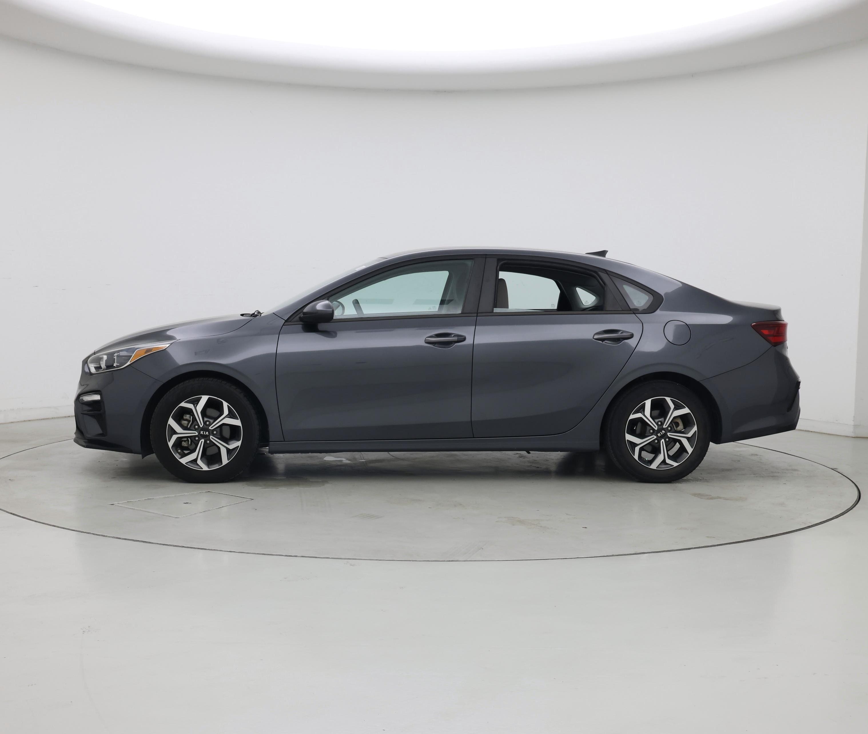 Thumbnail: 2021 Kia Forte - 3
