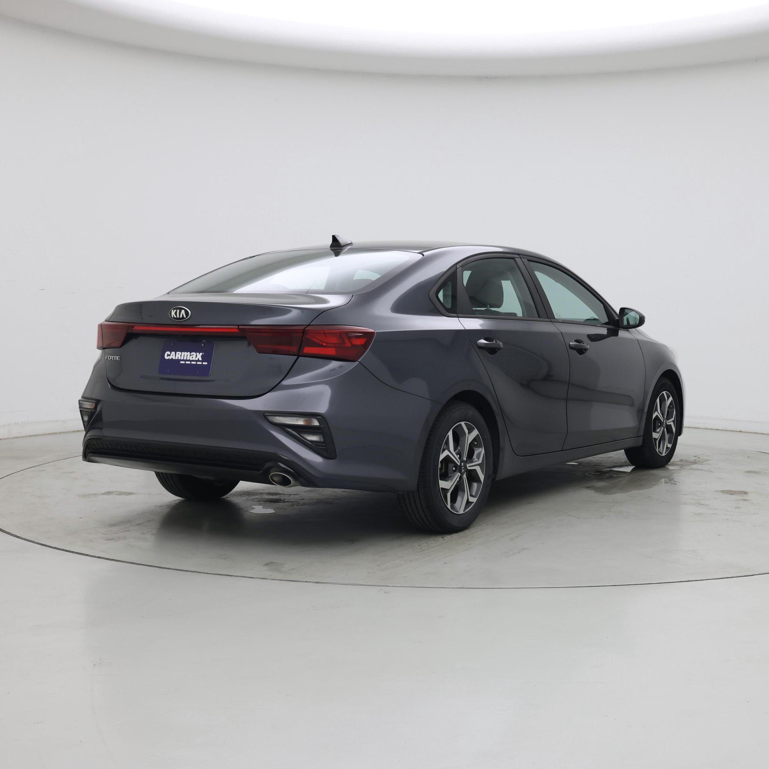 Thumbnail: 2021 Kia Forte - 8