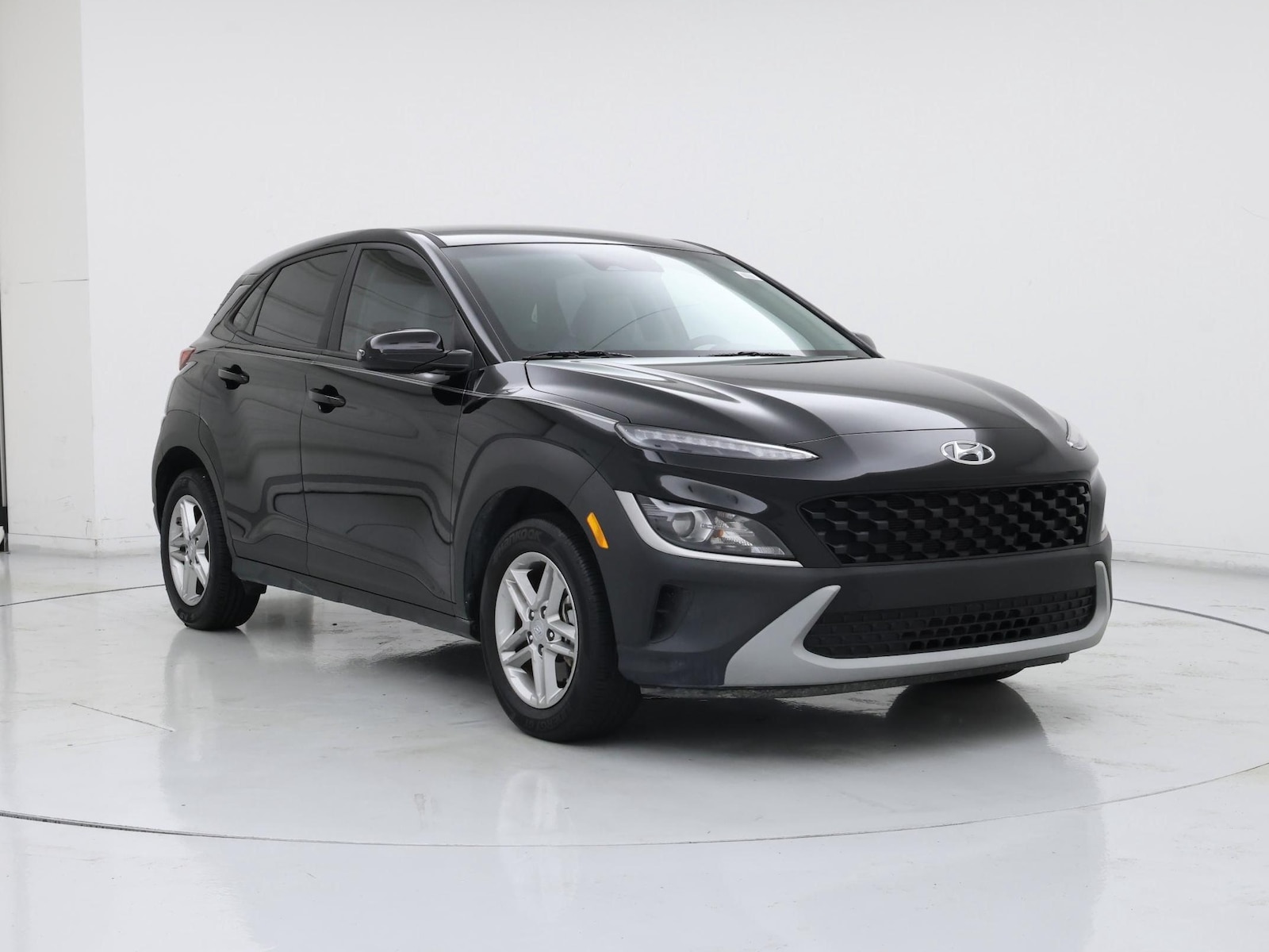 2023 Hyundai Kona SE - Photo 2
