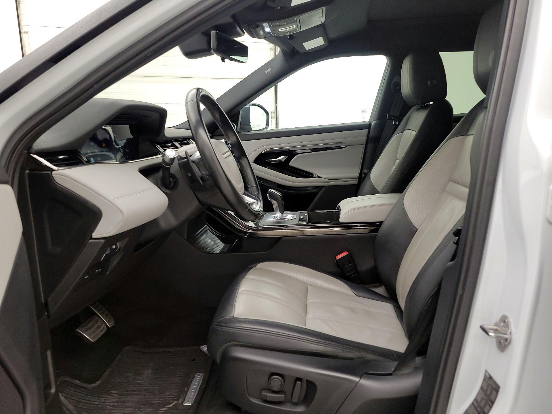 Thumbnail: 2020 Land Rover Range Rover Evoque - 11