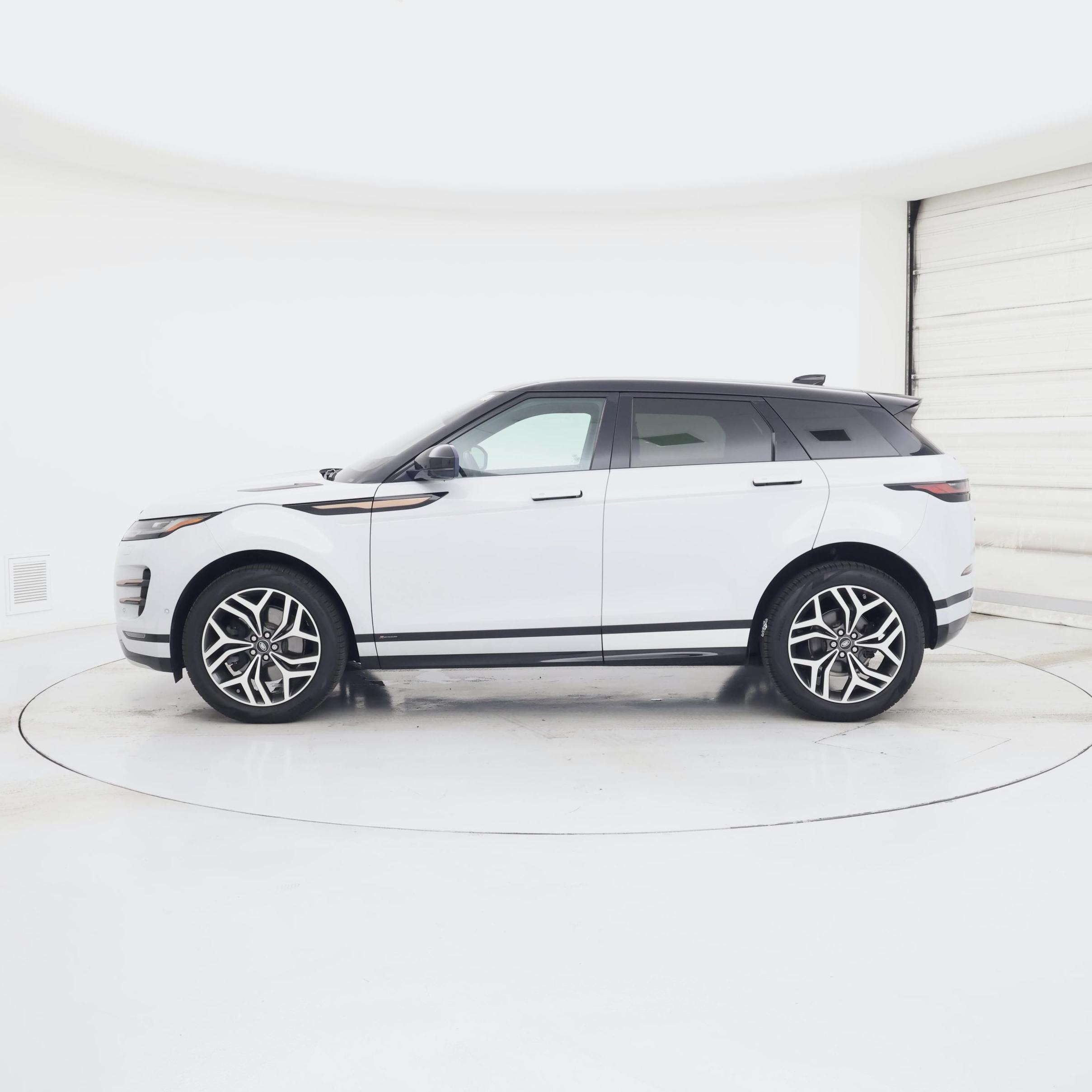Thumbnail: 2020 Land Rover Range Rover Evoque - 3