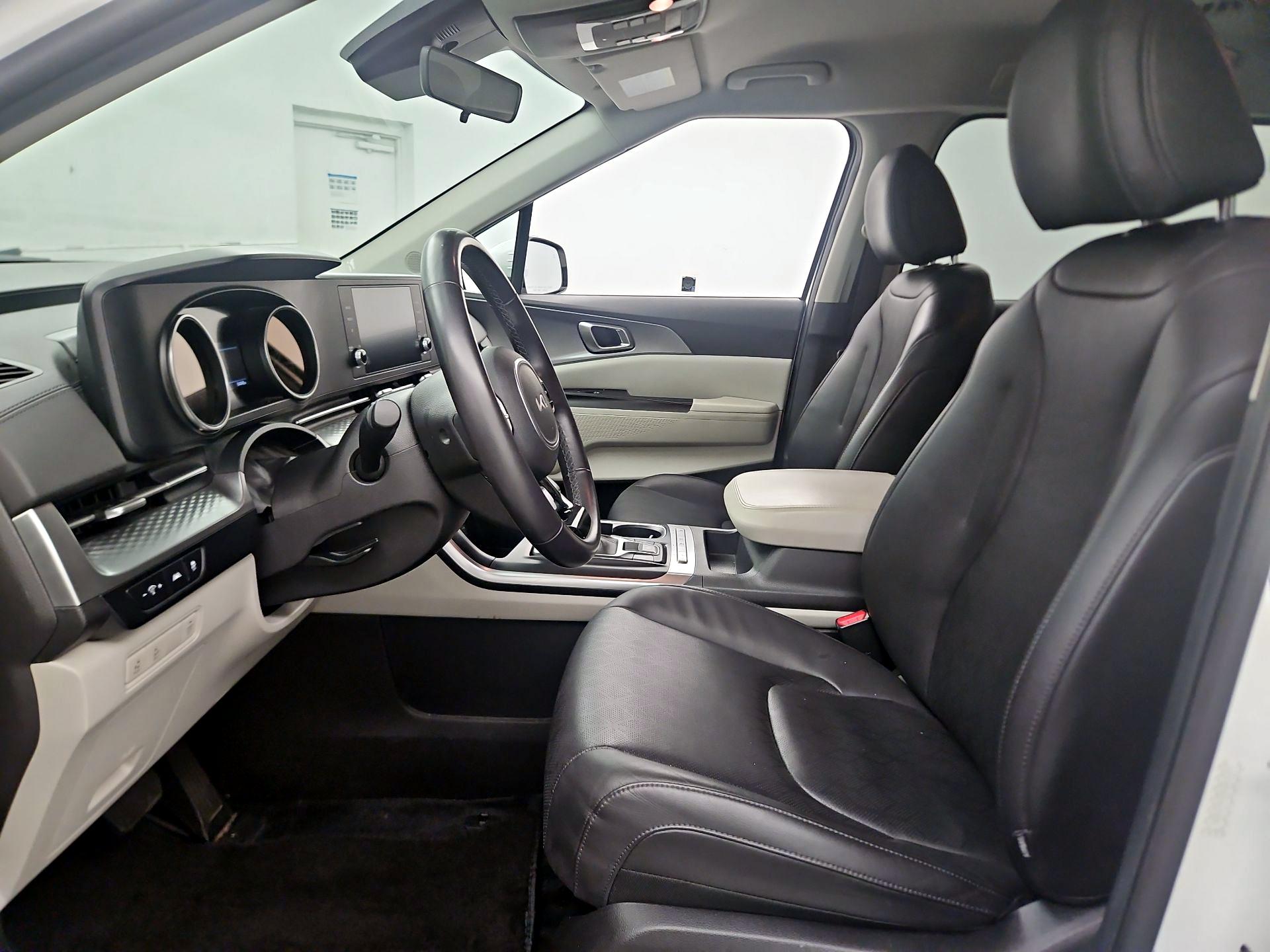 Thumbnail: 2024 Kia Carnival - 11