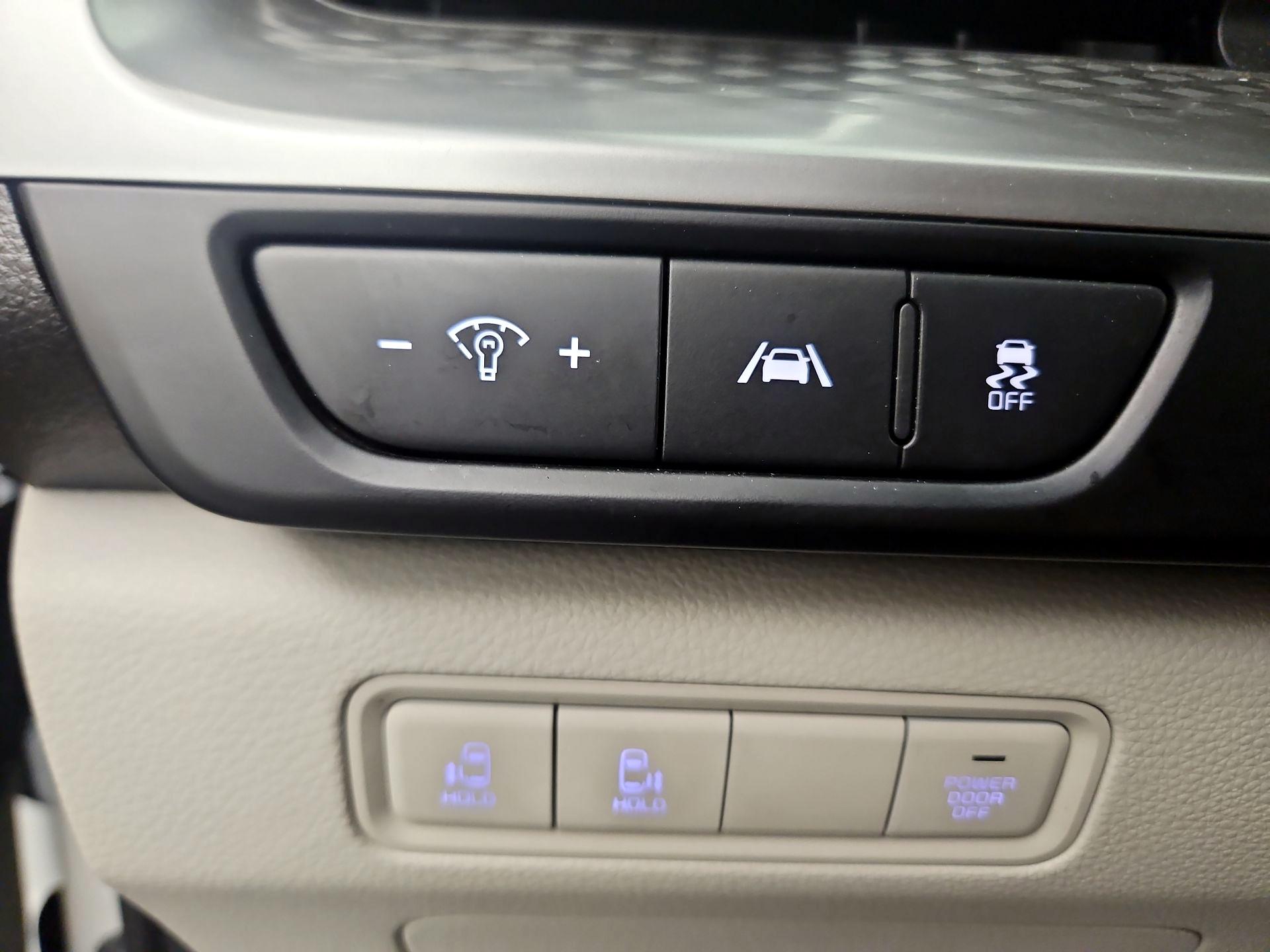 Thumbnail: 2024 Kia Carnival - 13