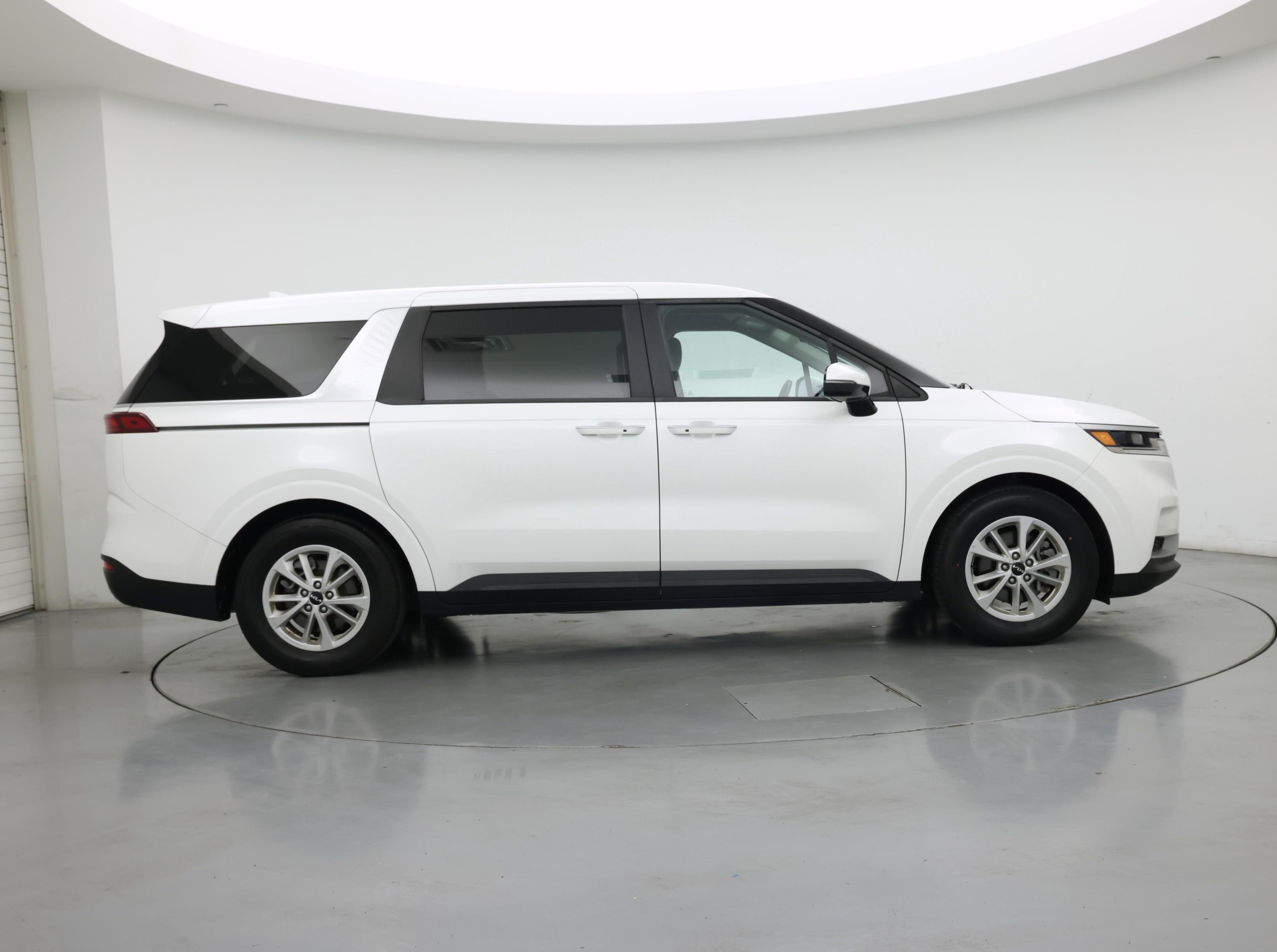 Thumbnail: 2024 Kia Carnival - 7
