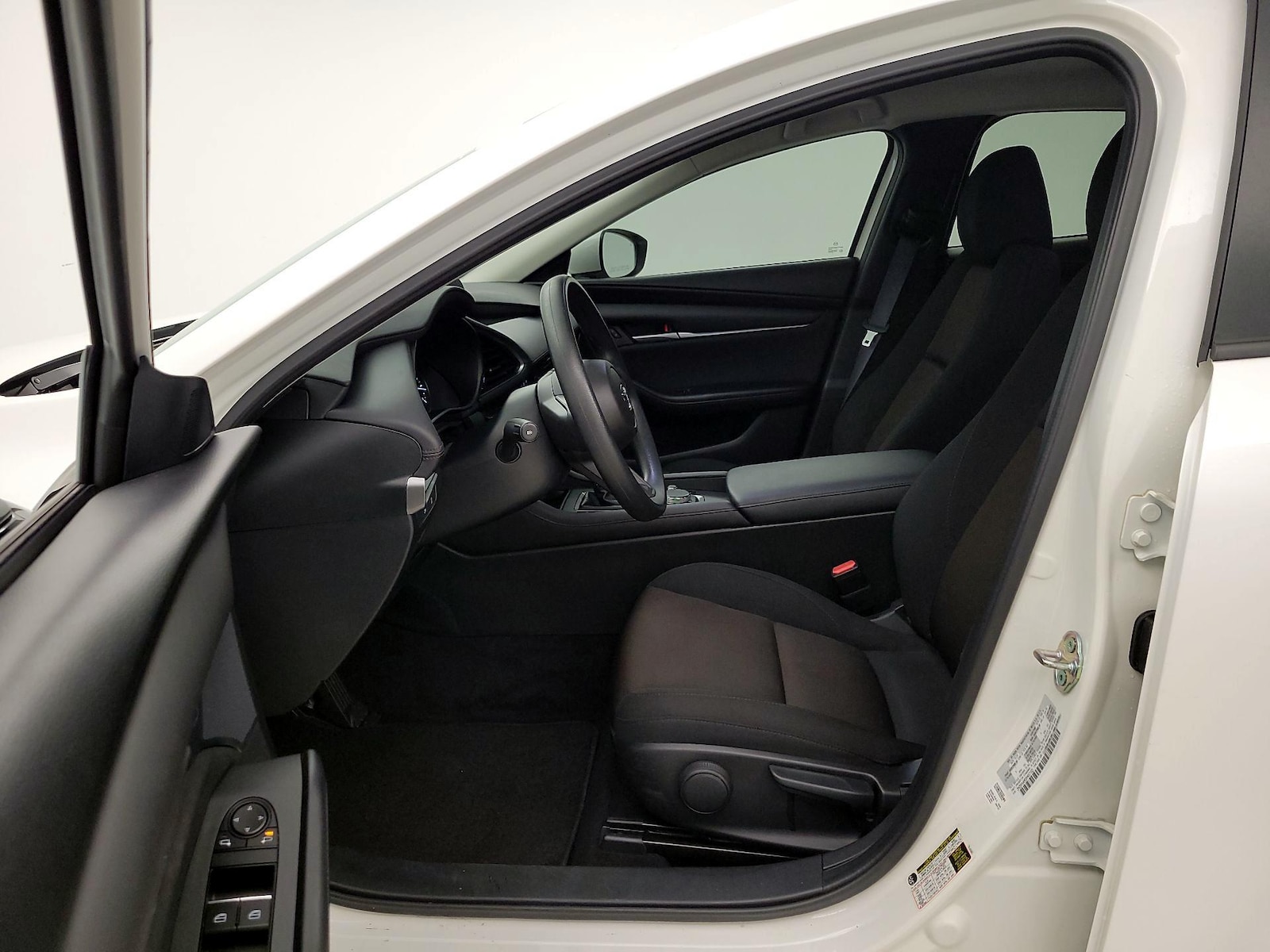 2025 Mazda Mazda3 S - Photo 12