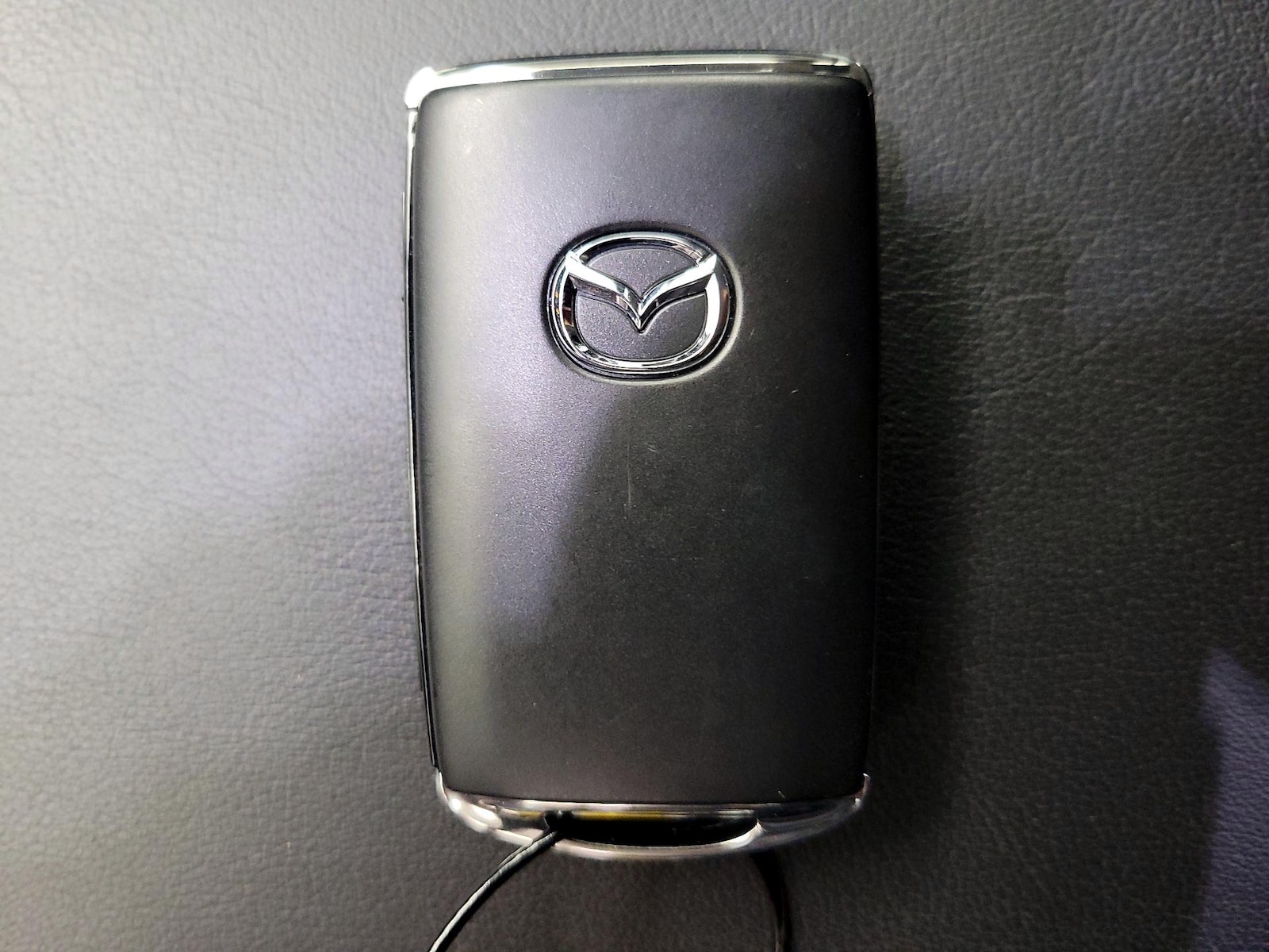 2025 Mazda Mazda3 S - Photo 23