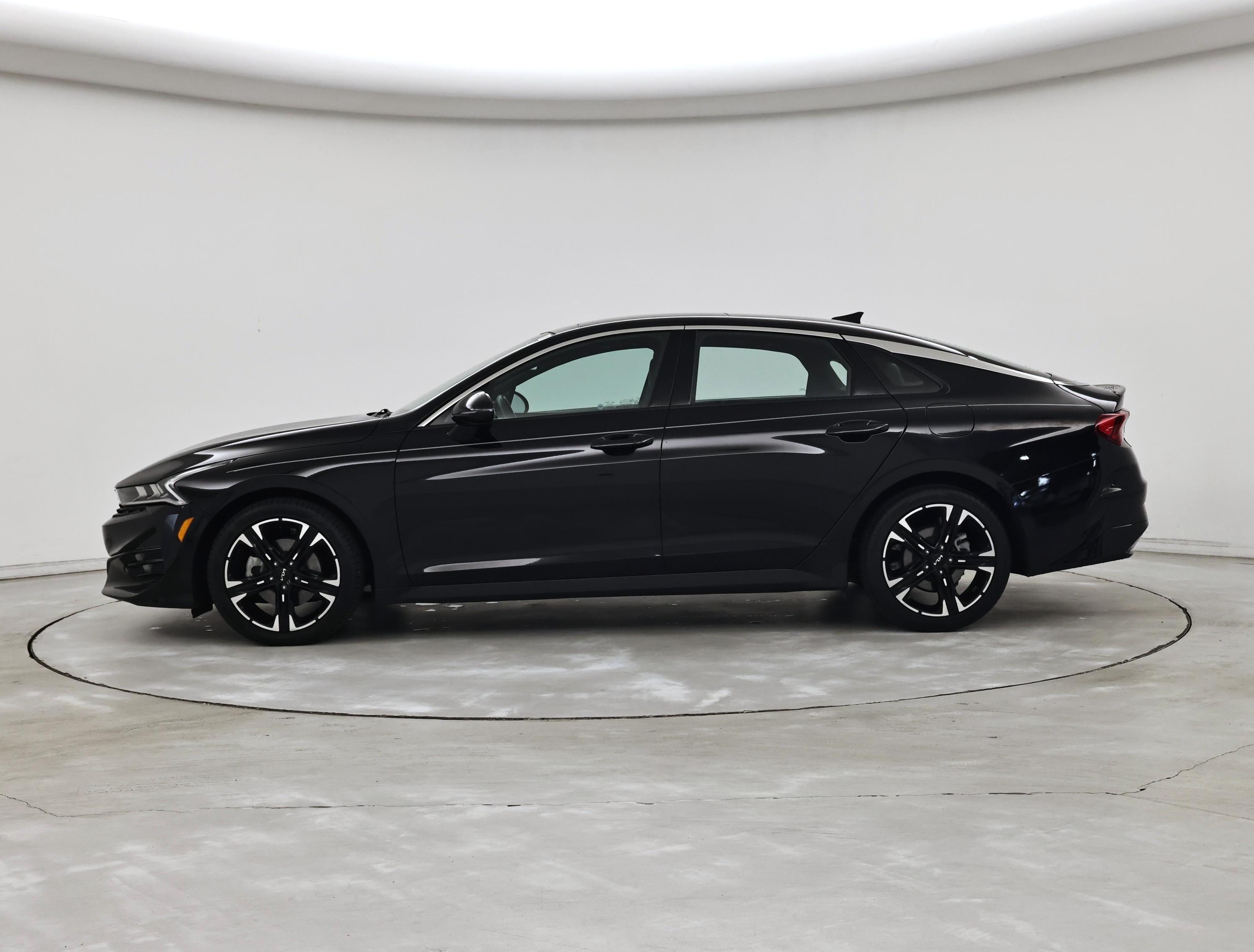 Thumbnail: 2022 Kia K5 - 3