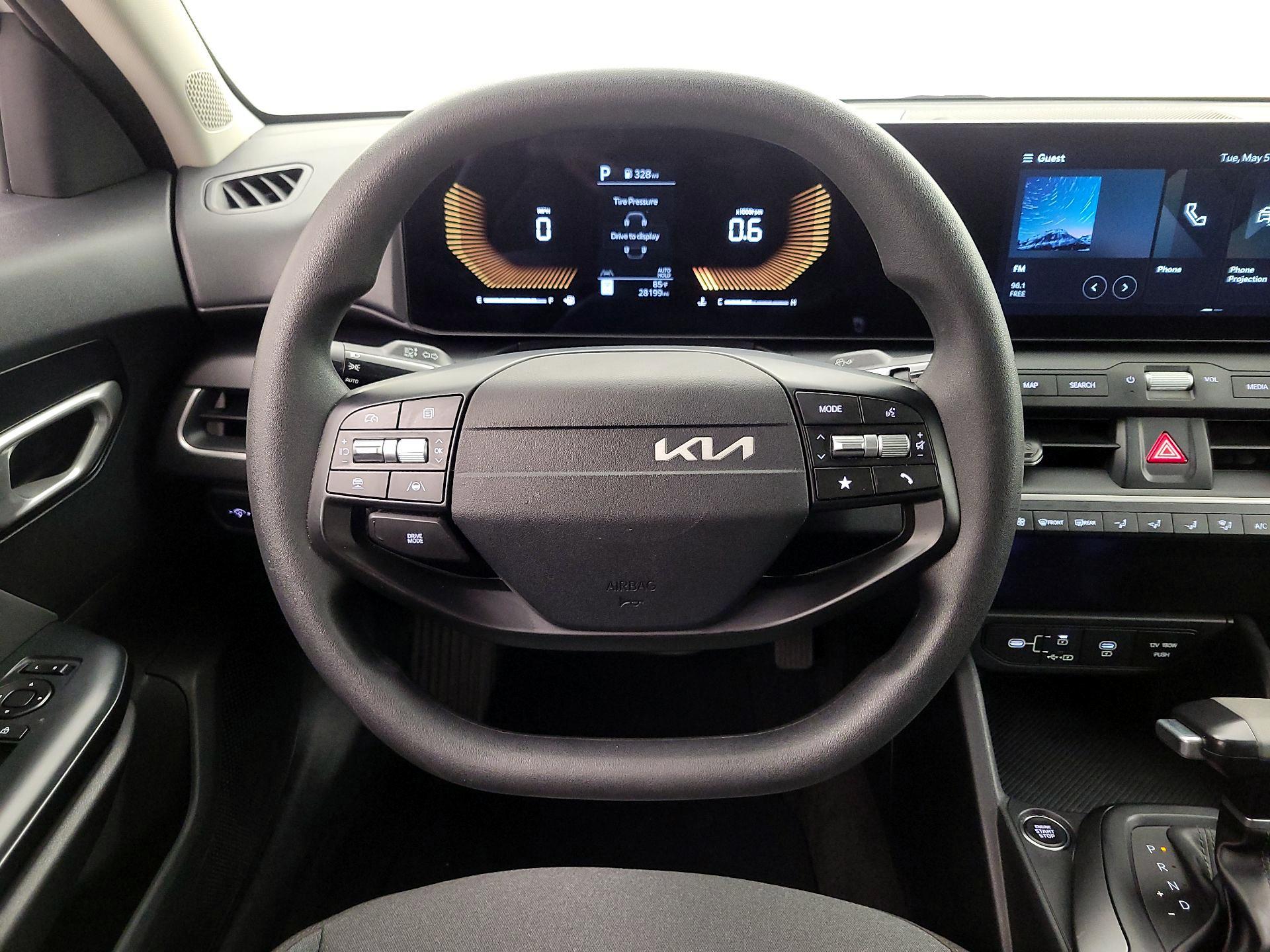 Thumbnail: 2025 Kia K4 - 10