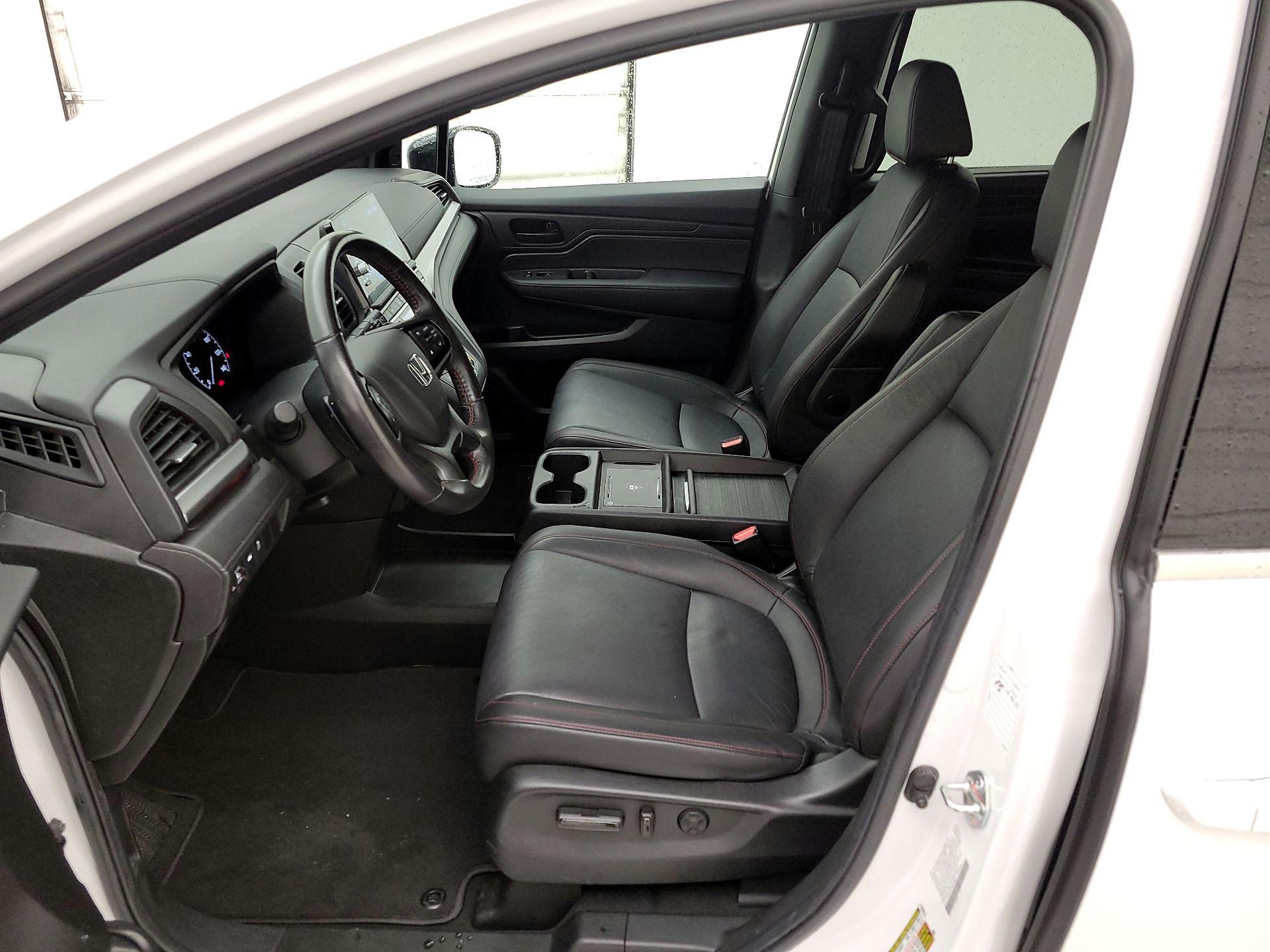 Thumbnail: 2025 Honda Odyssey - 11