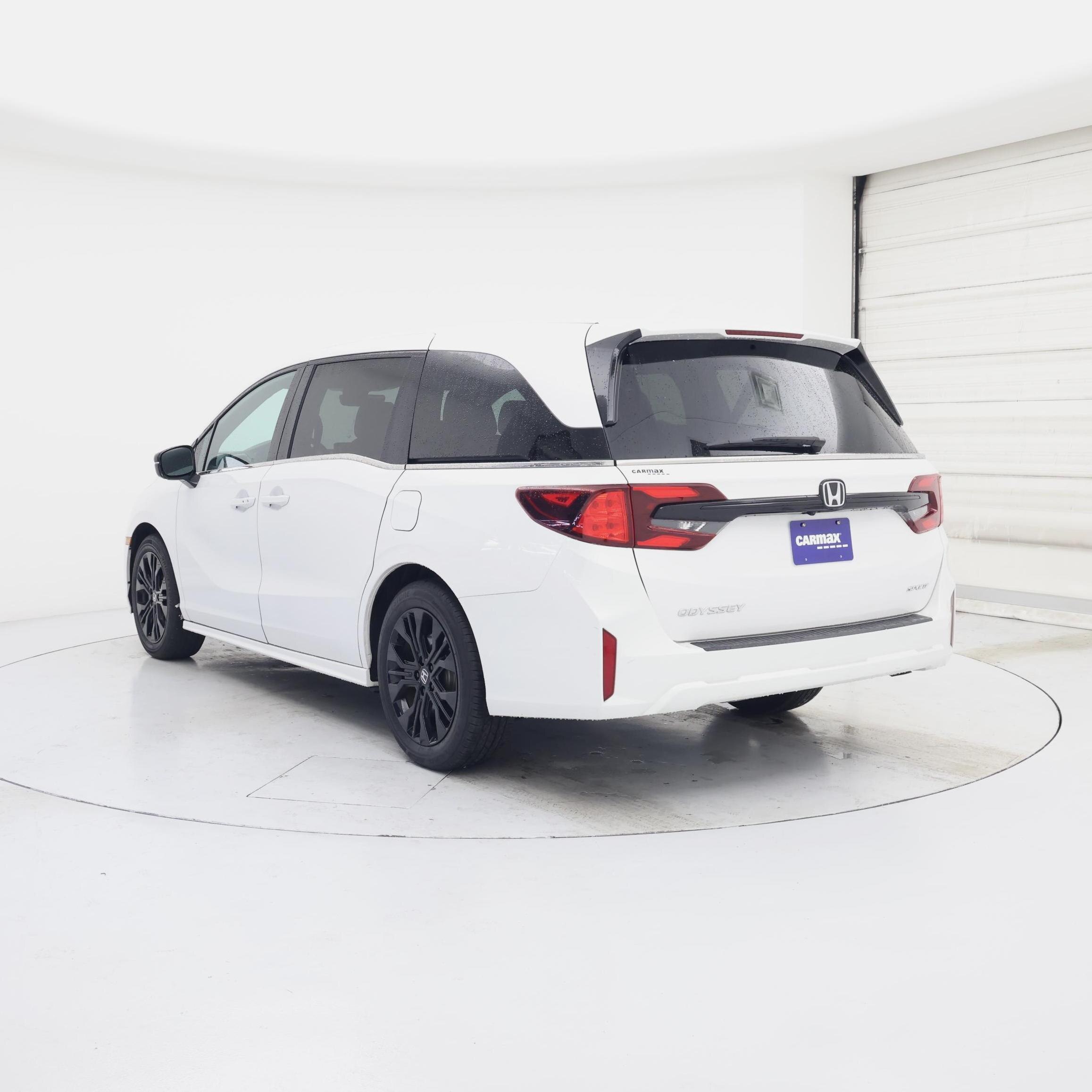Thumbnail: 2025 Honda Odyssey - 2