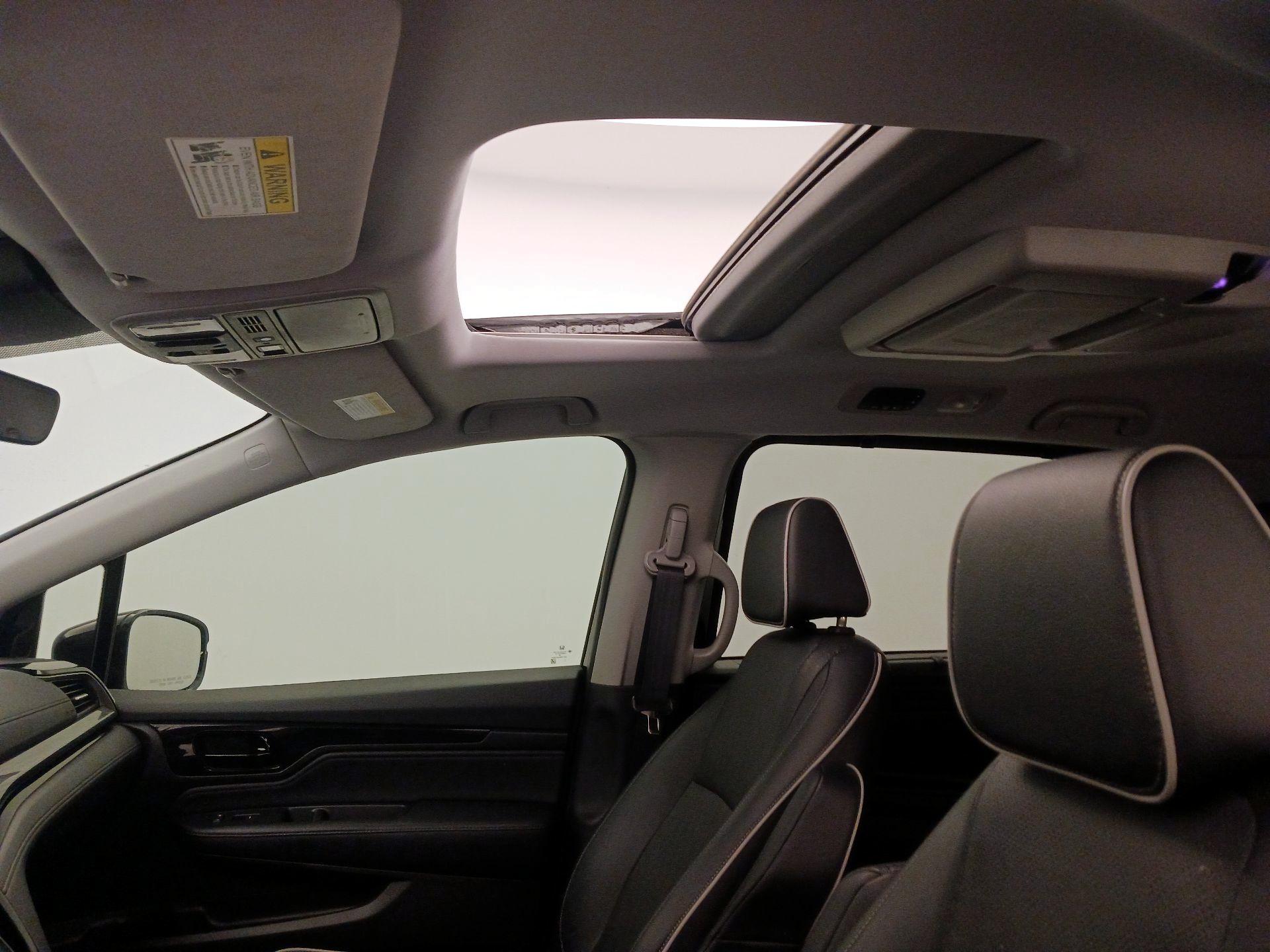Thumbnail: 2023 Honda Odyssey - 20