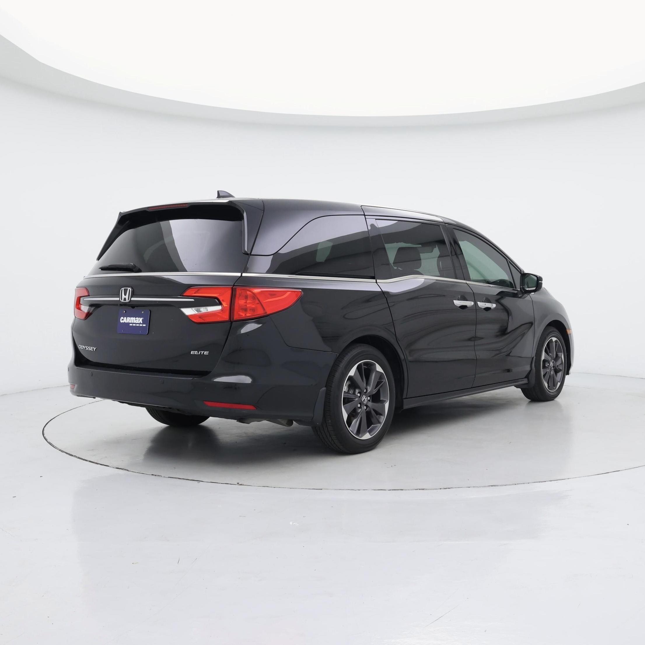 Thumbnail: 2023 Honda Odyssey - 8