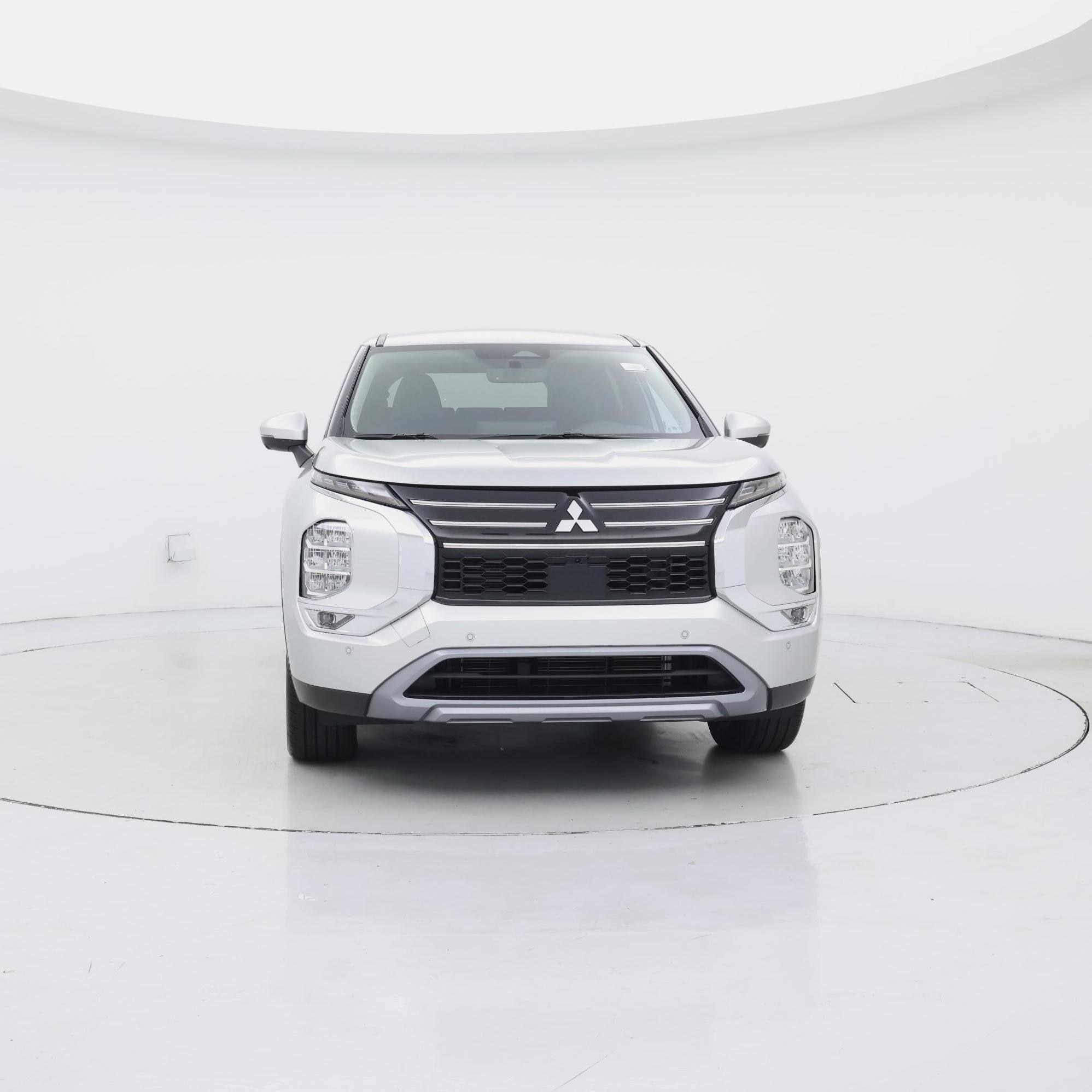 Thumbnail: 2025 Mitsubishi Outlander - 5