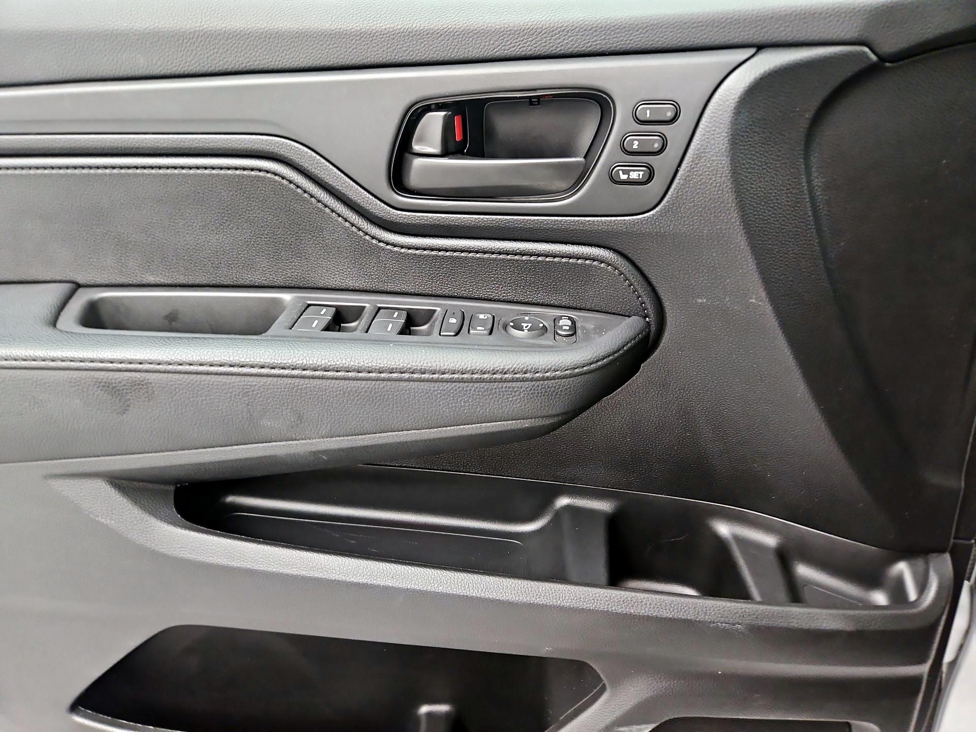 Thumbnail: 2025 Honda Odyssey - 12