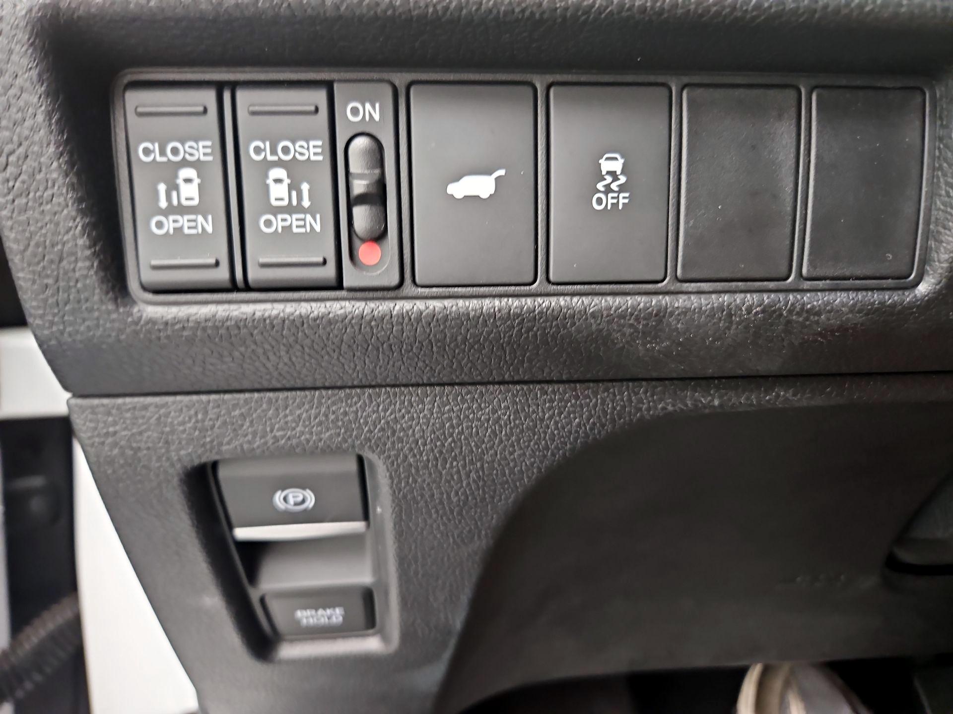 Thumbnail: 2025 Honda Odyssey - 13