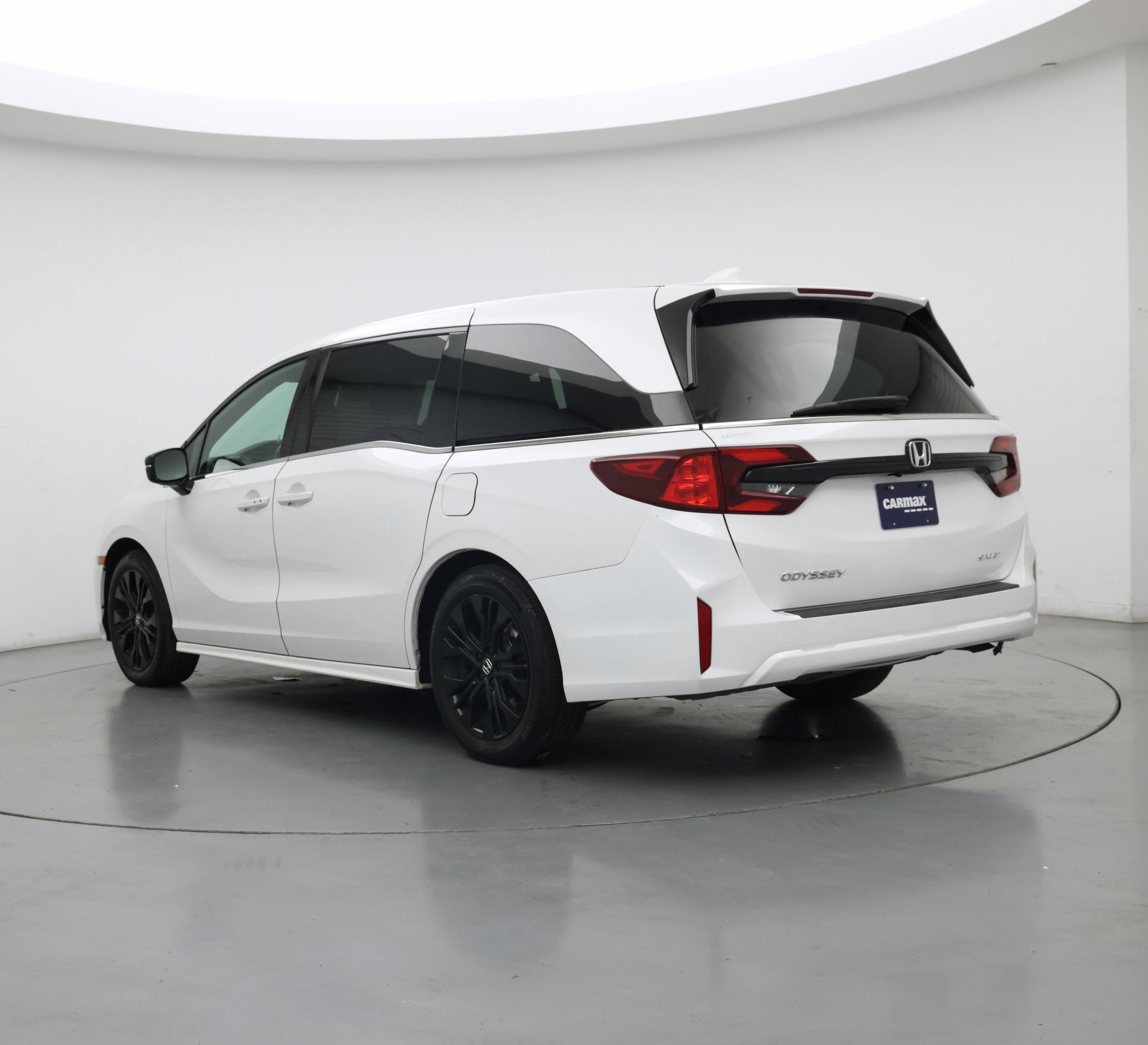 Thumbnail: 2025 Honda Odyssey - 2