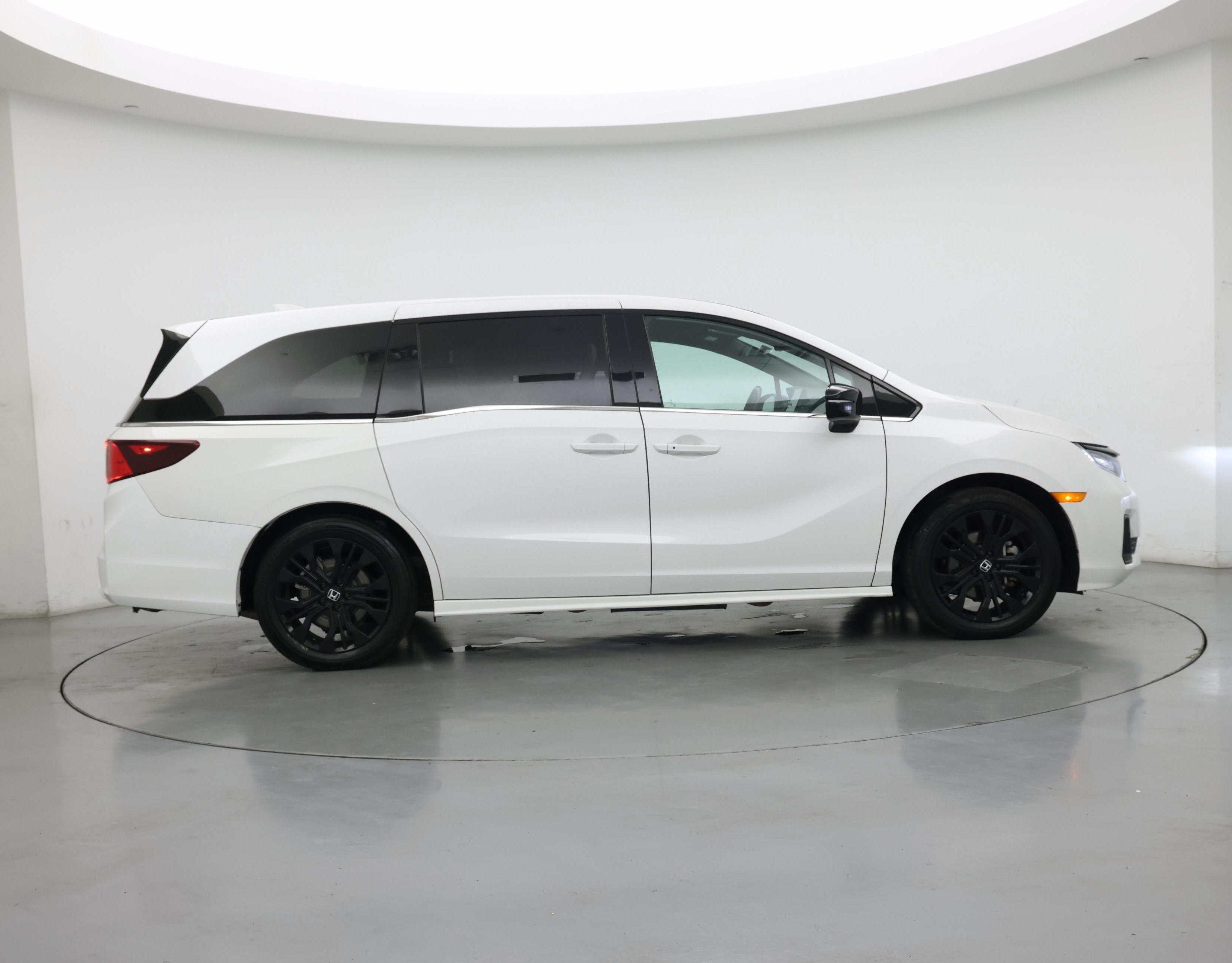 Thumbnail: 2025 Honda Odyssey - 7