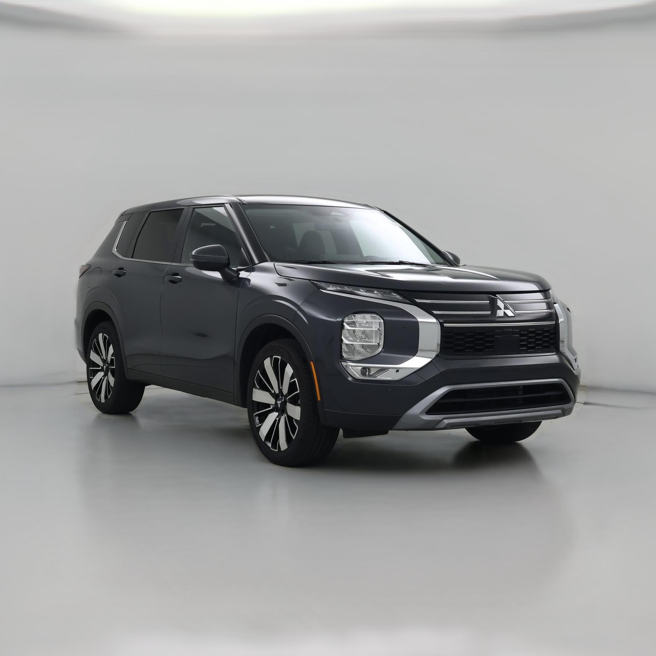 Thumbnail: 2025 Mitsubishi Outlander - 1