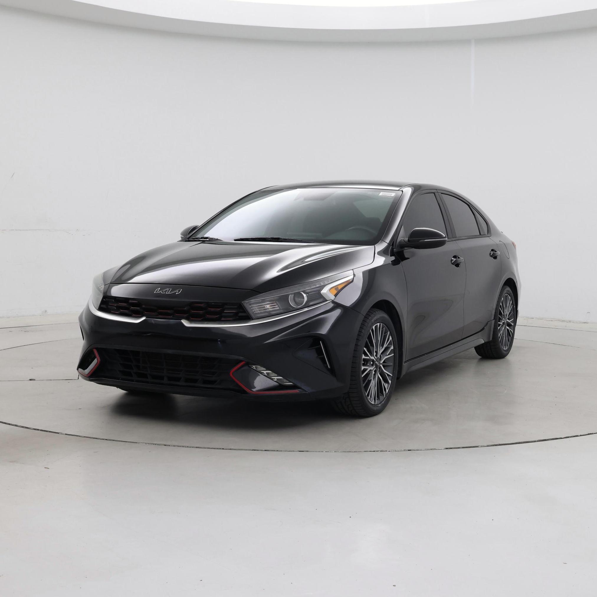 Thumbnail: 2023 Kia Forte - 4