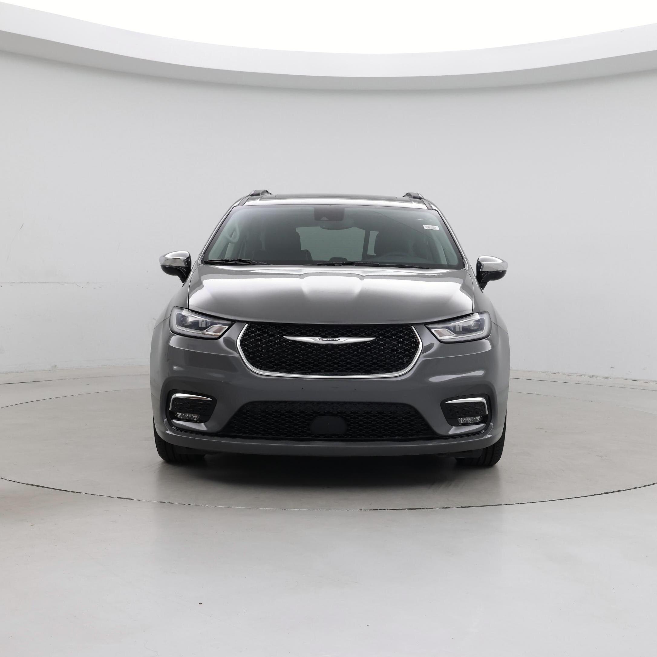 Thumbnail: 2023 Chrysler Pacifica - 5