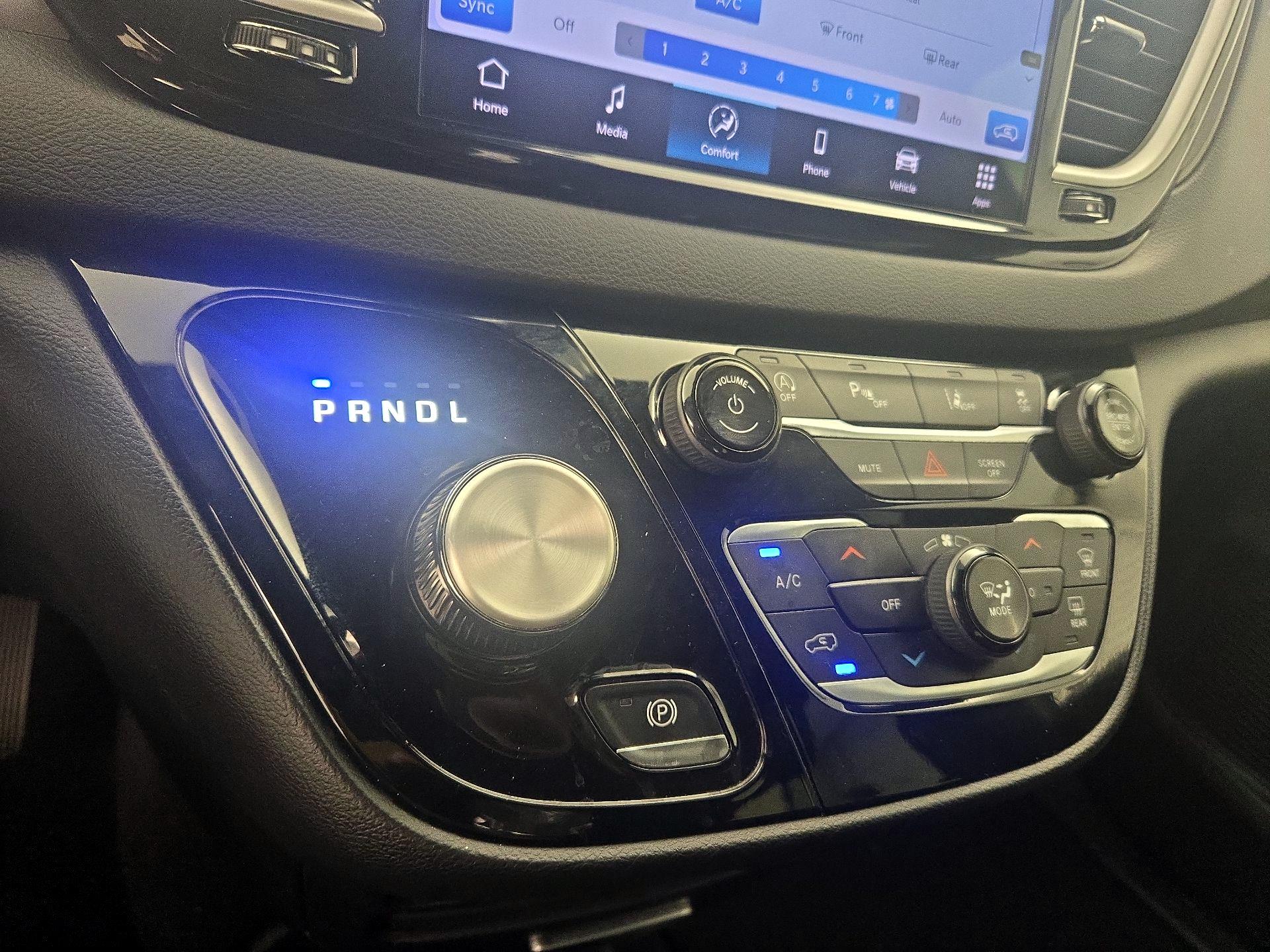 Thumbnail: 2025 Chrysler Pacifica - 17
