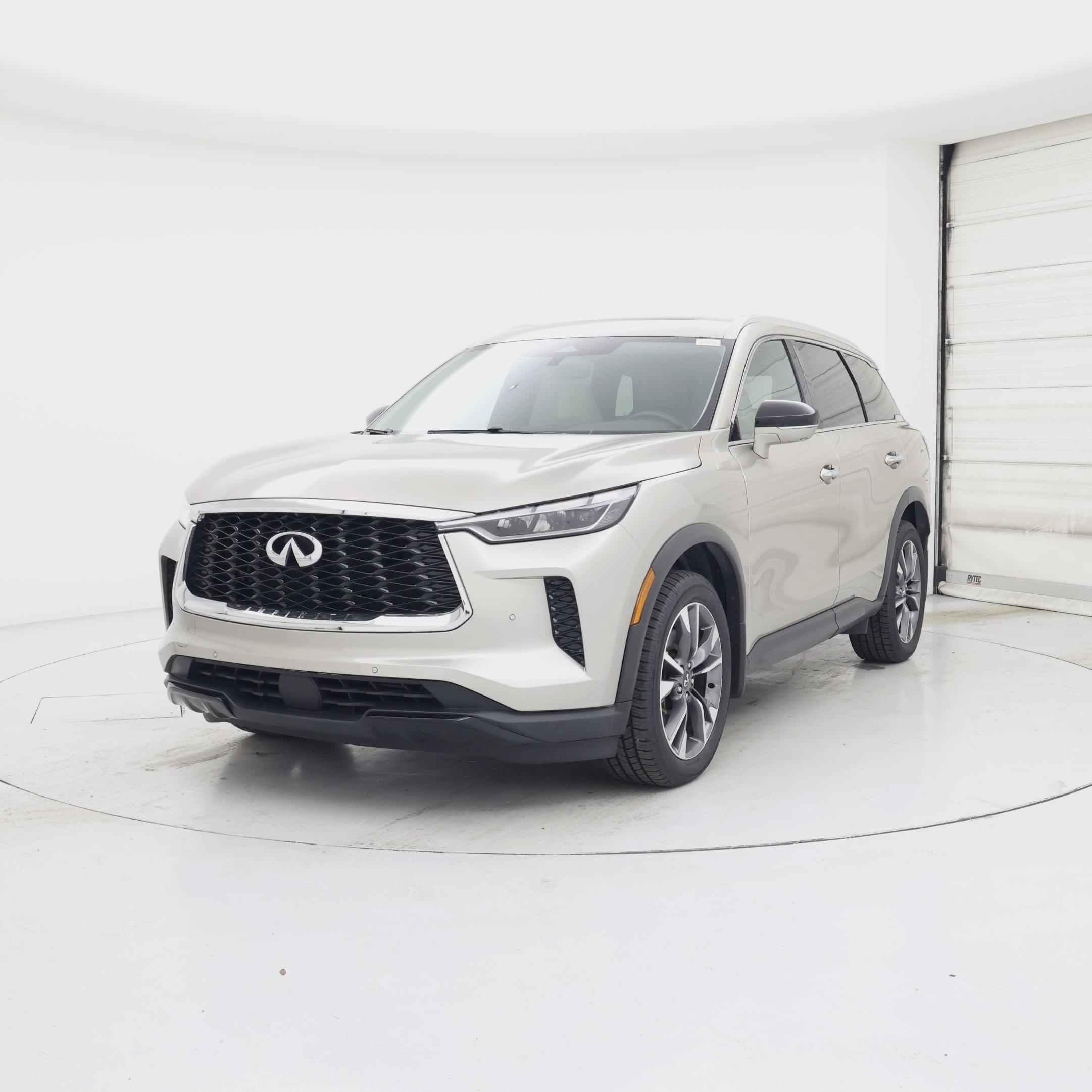 Thumbnail: 2023 INFINITI QX60 - 4