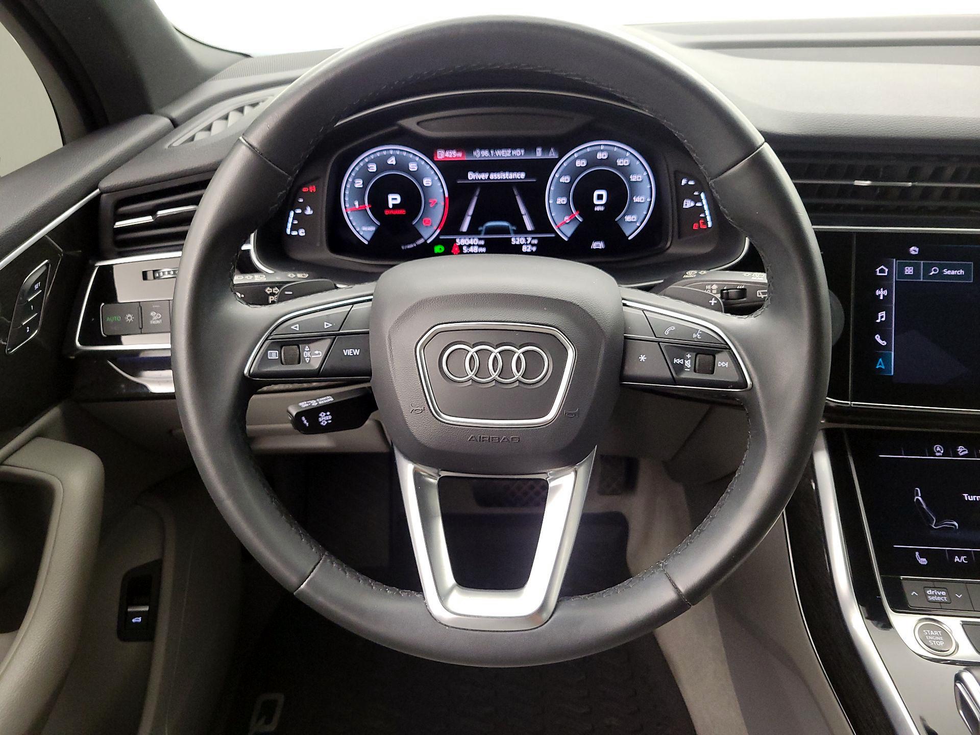 Thumbnail: 2022 Audi Q7 - 10