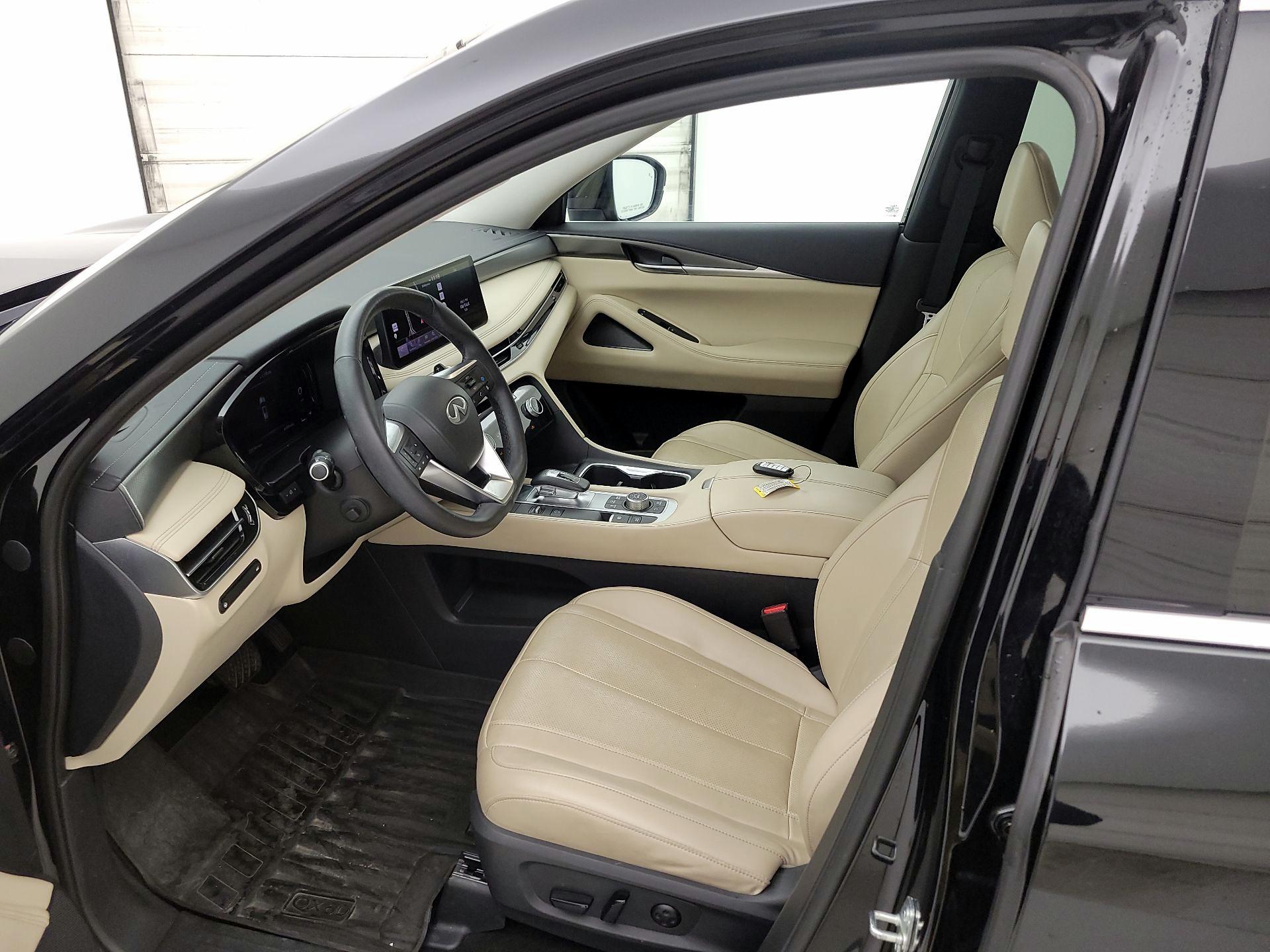 Thumbnail: 2023 INFINITI QX60 - 11