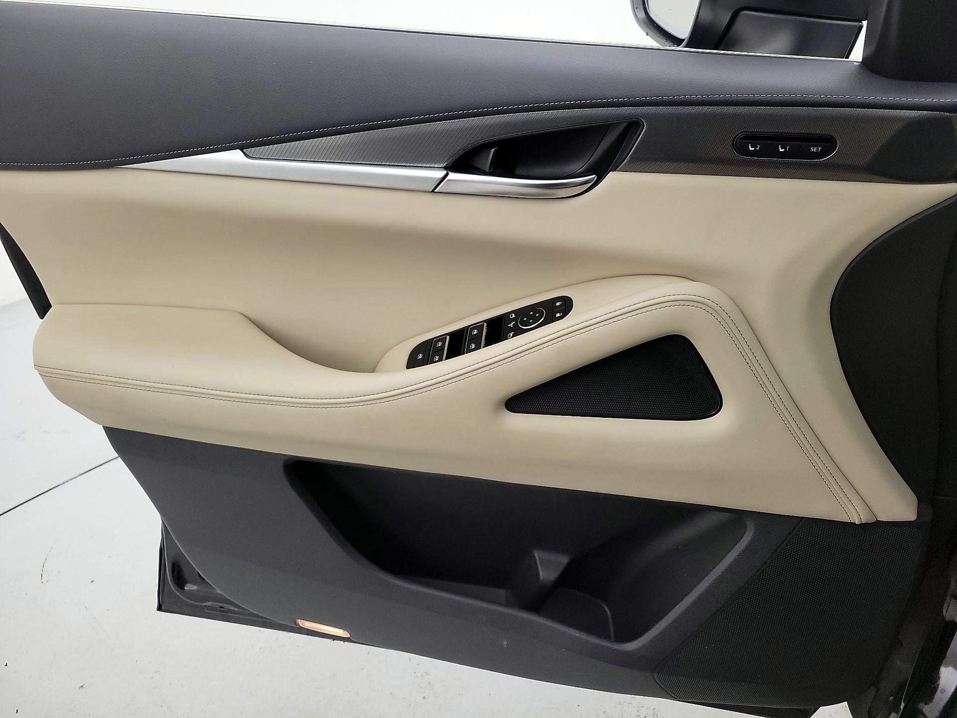 Thumbnail: 2023 INFINITI QX60 - 12