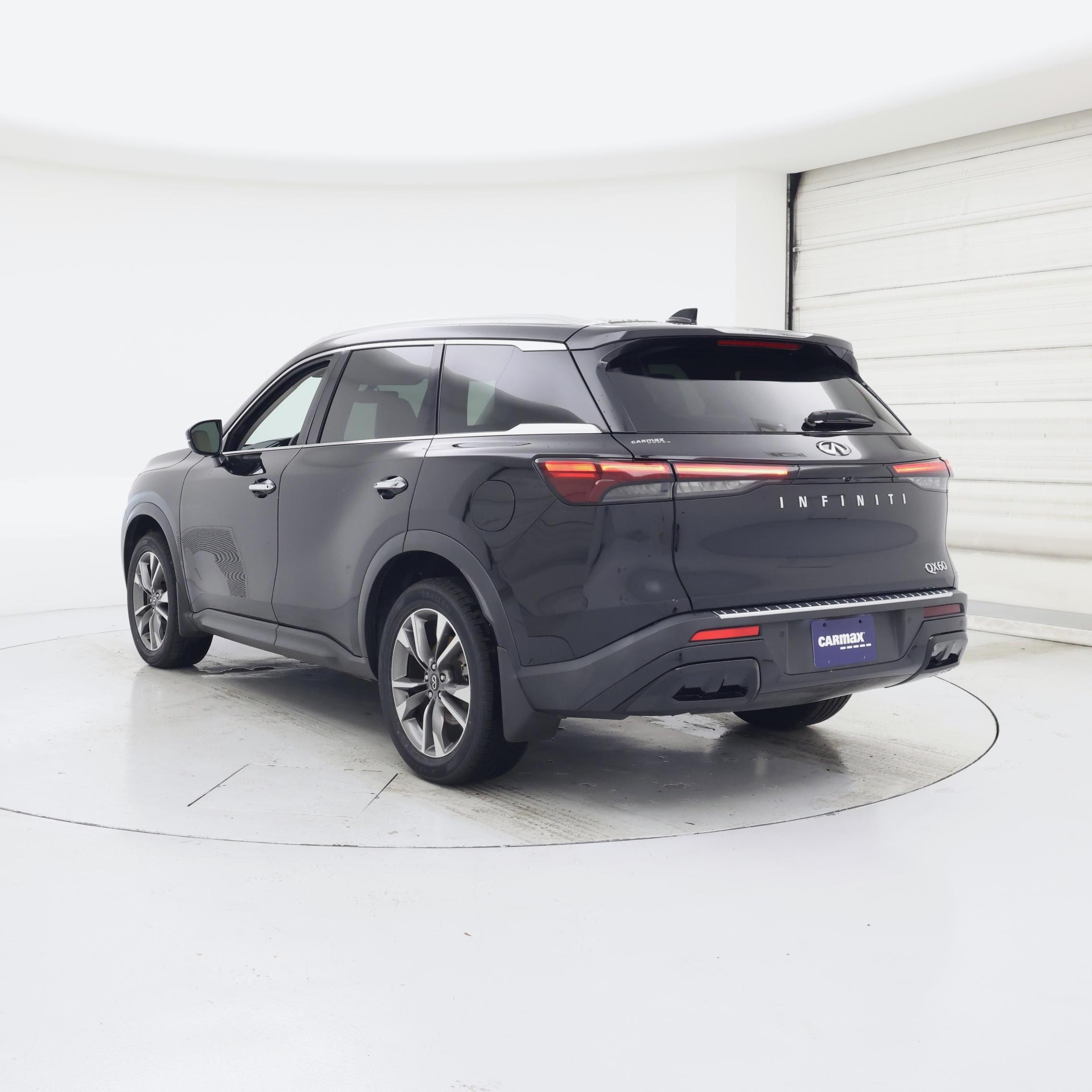 Thumbnail: 2023 INFINITI QX60 - 2