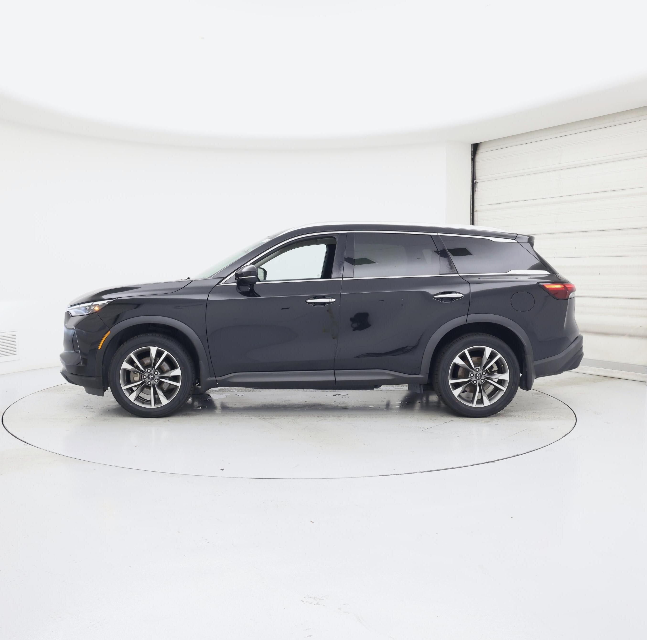 Thumbnail: 2023 INFINITI QX60 - 3
