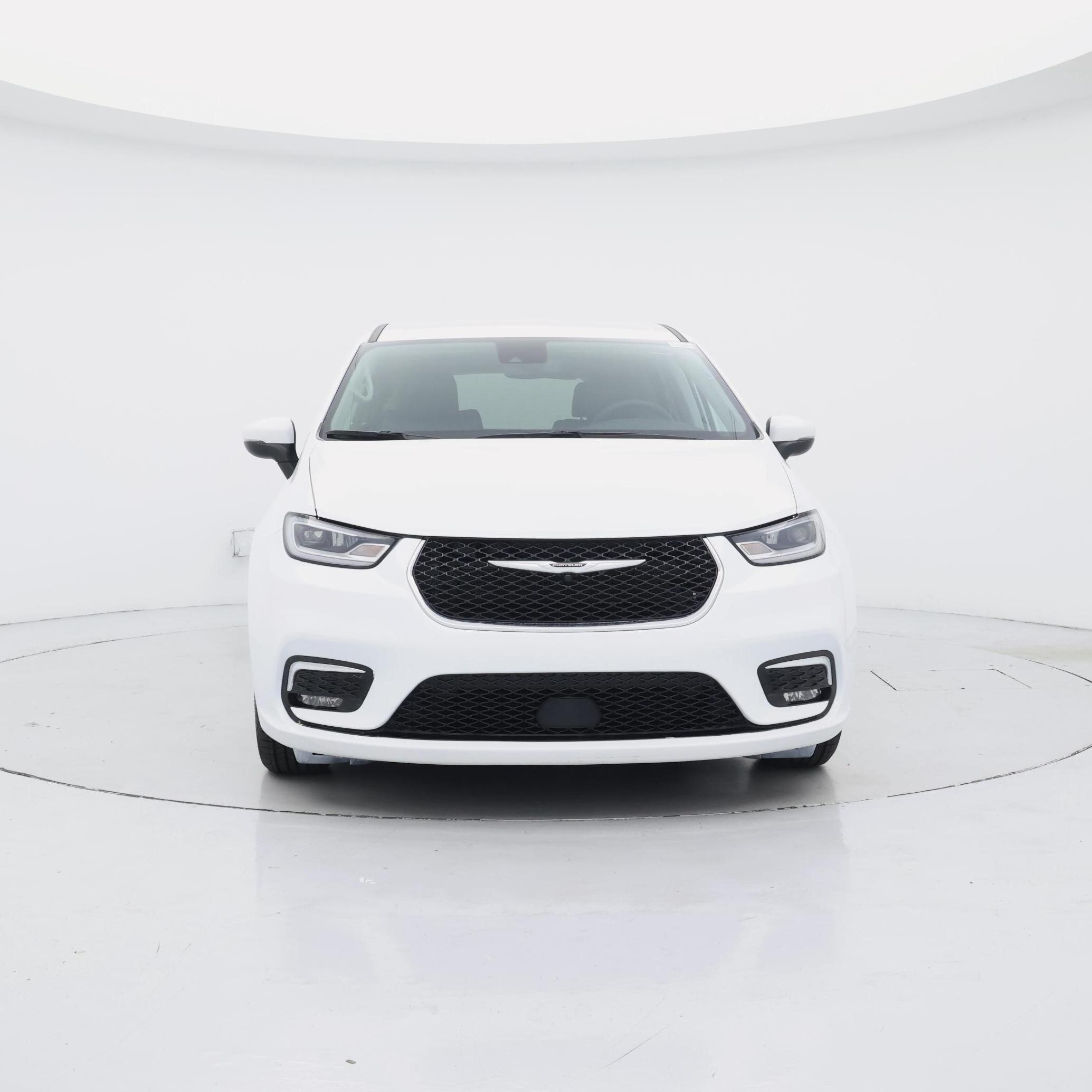 Thumbnail: 2023 Chrysler Pacifica - 5