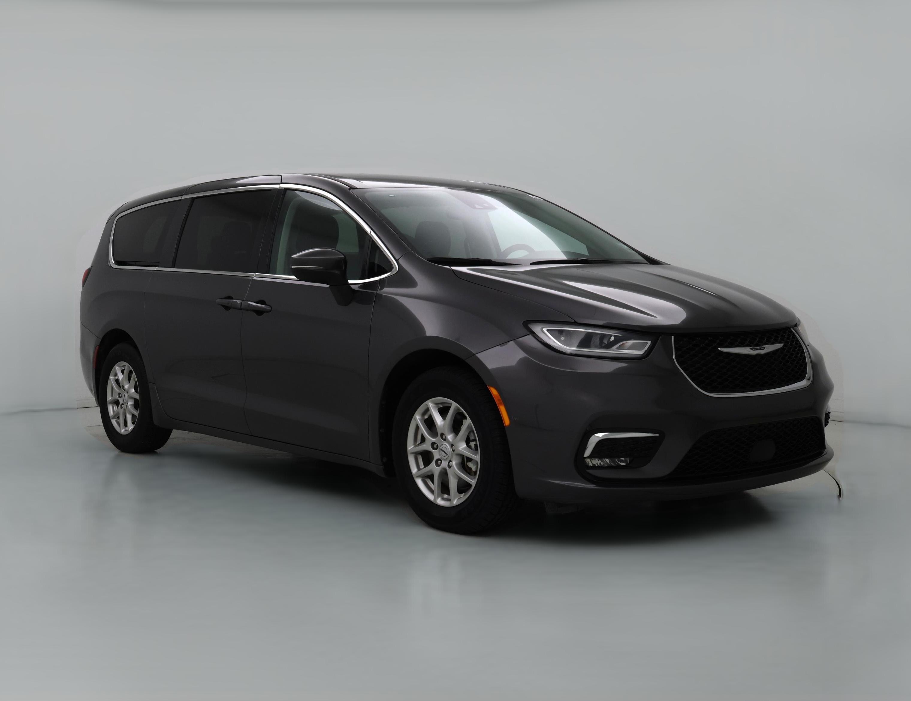Thumbnail: 2023 Chrysler Pacifica - 1
