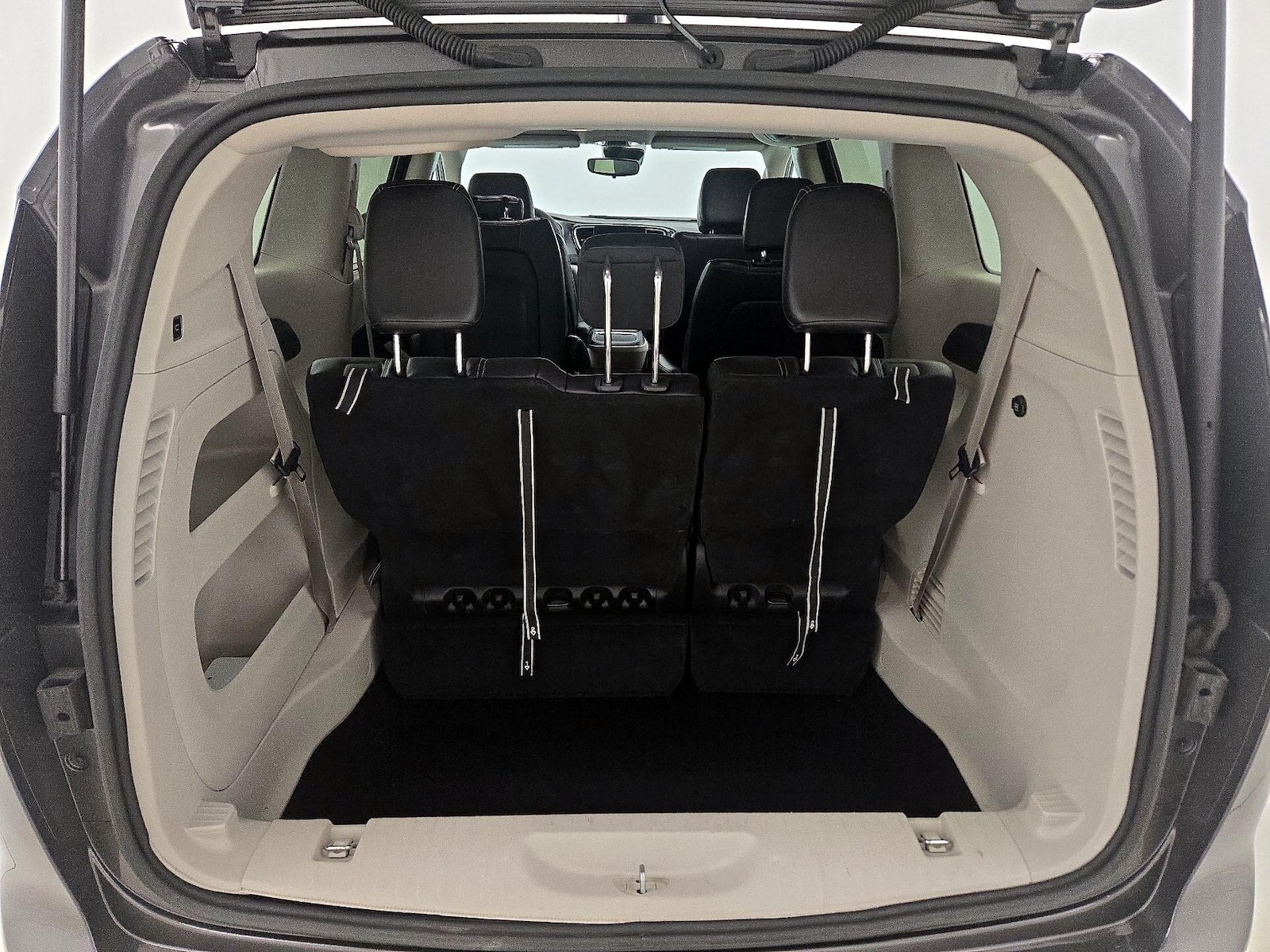 2023 Chrysler Pacifica Touring L - Photo 22