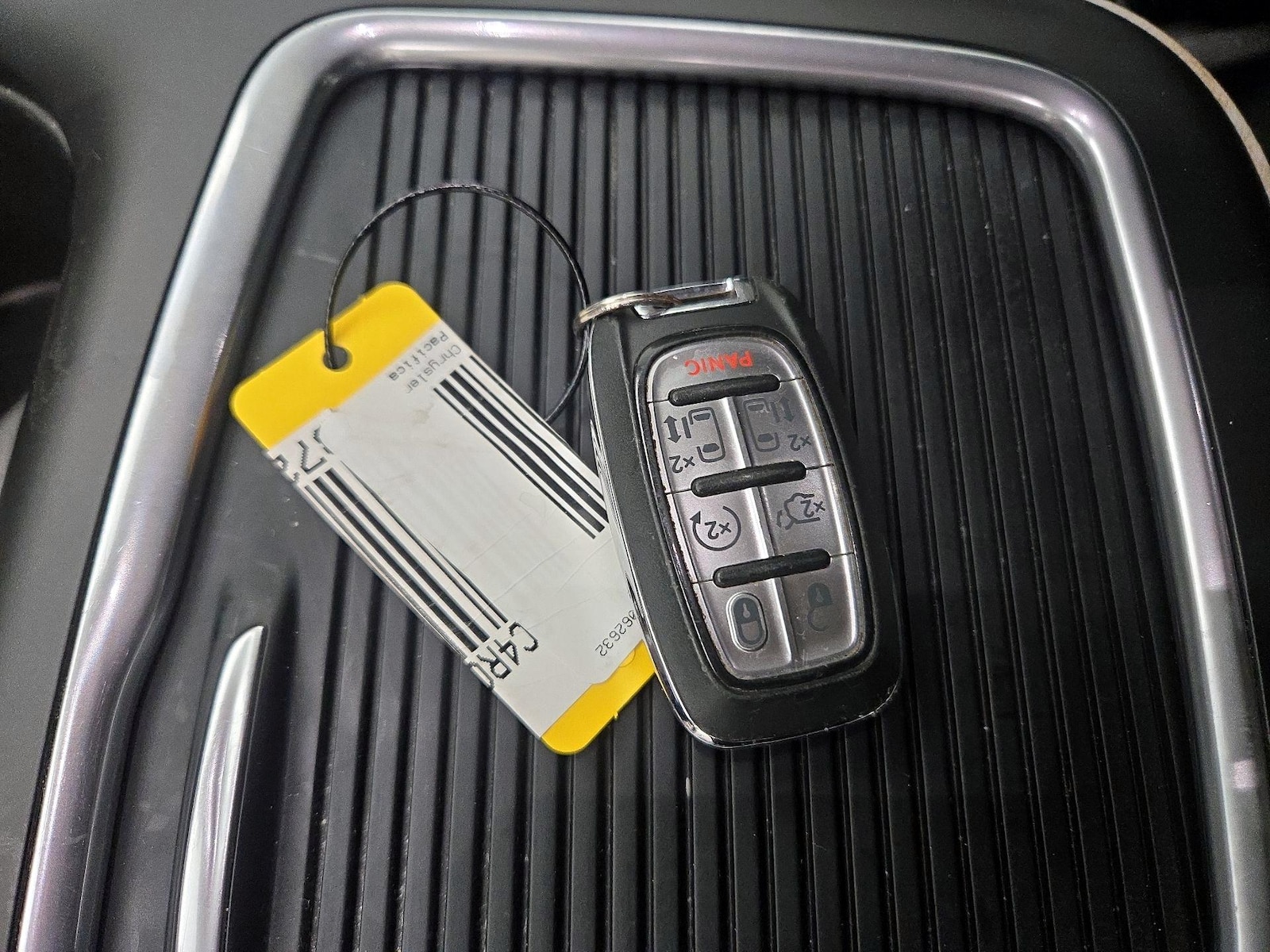 2023 Chrysler Pacifica Touring L - Photo 24