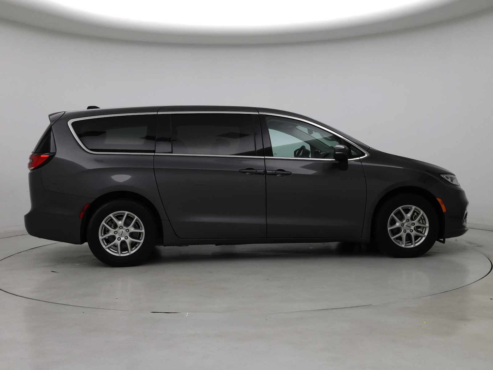 2023 Chrysler Pacifica Touring L - Photo 8