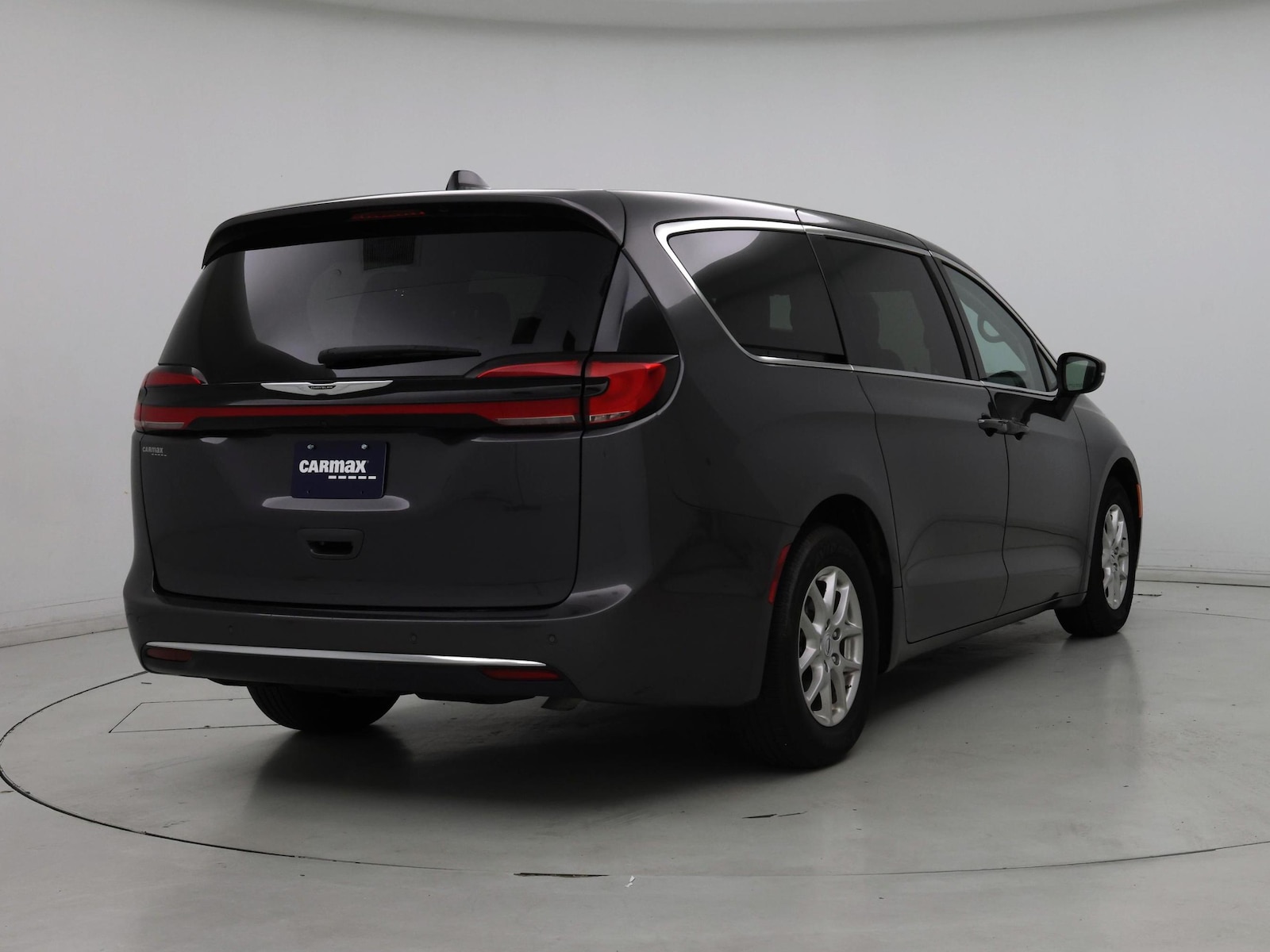 2023 Chrysler Pacifica Touring L - Photo 9