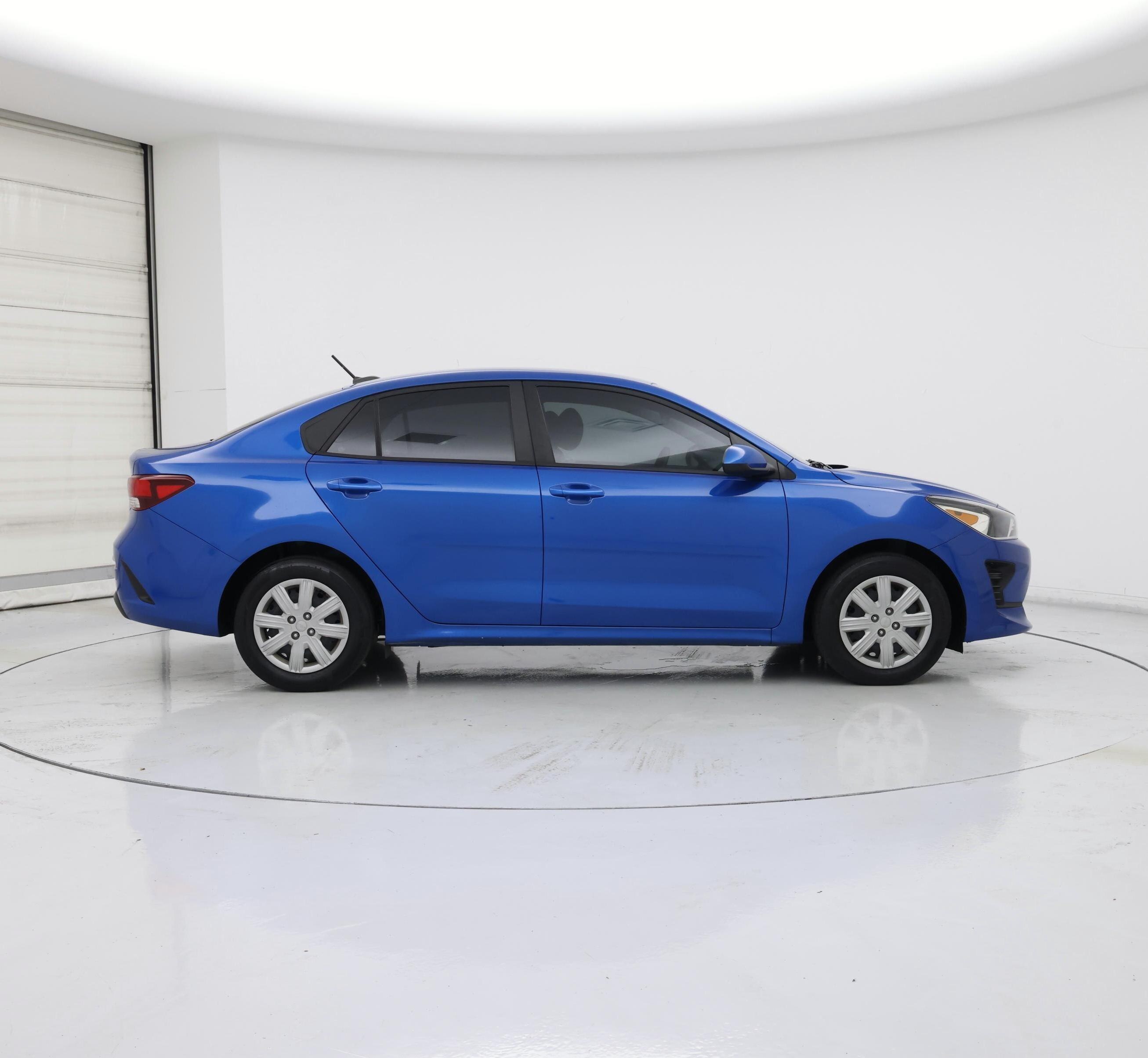 Thumbnail: 2023 Kia Rio - 7