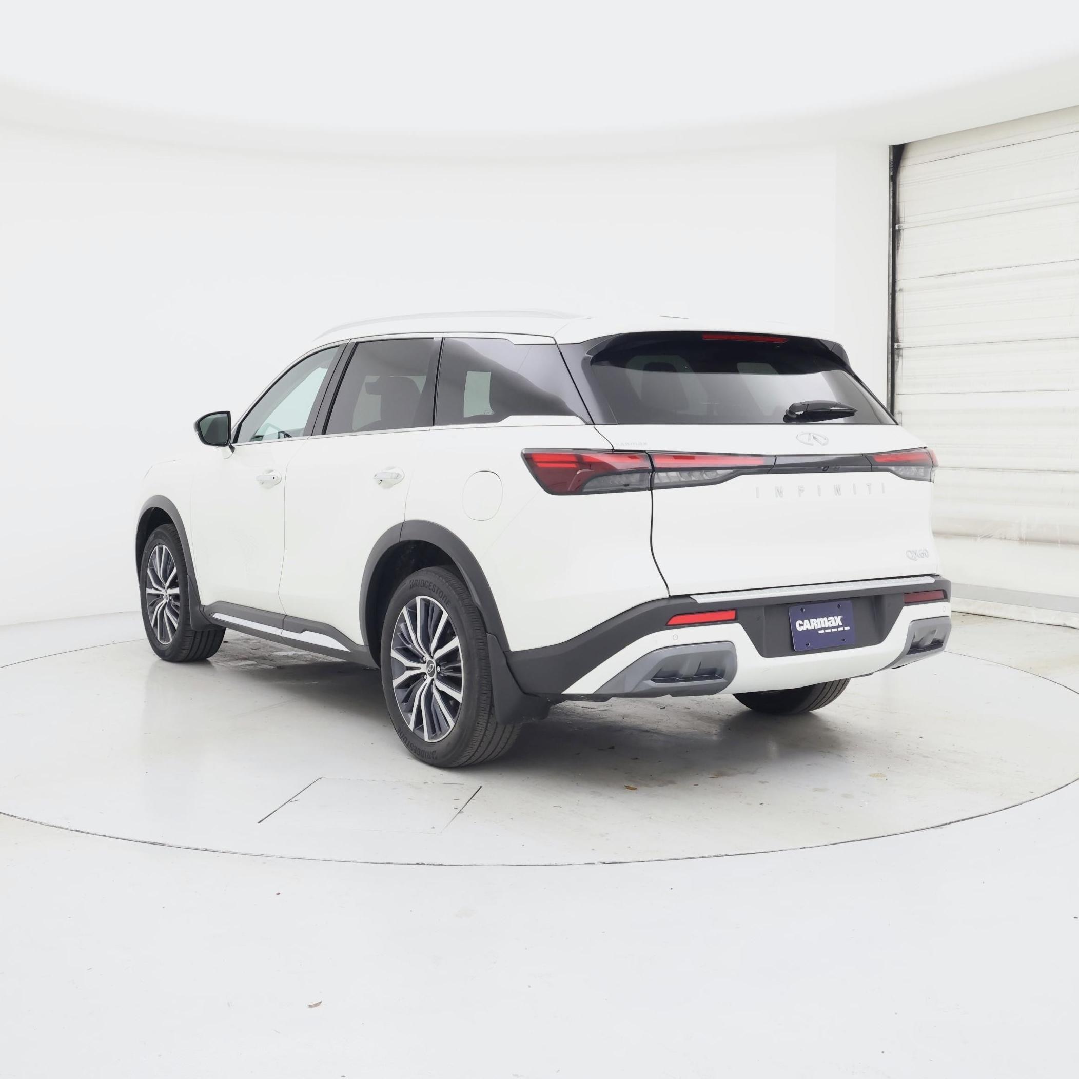 Thumbnail: 2023 INFINITI QX60 - 2