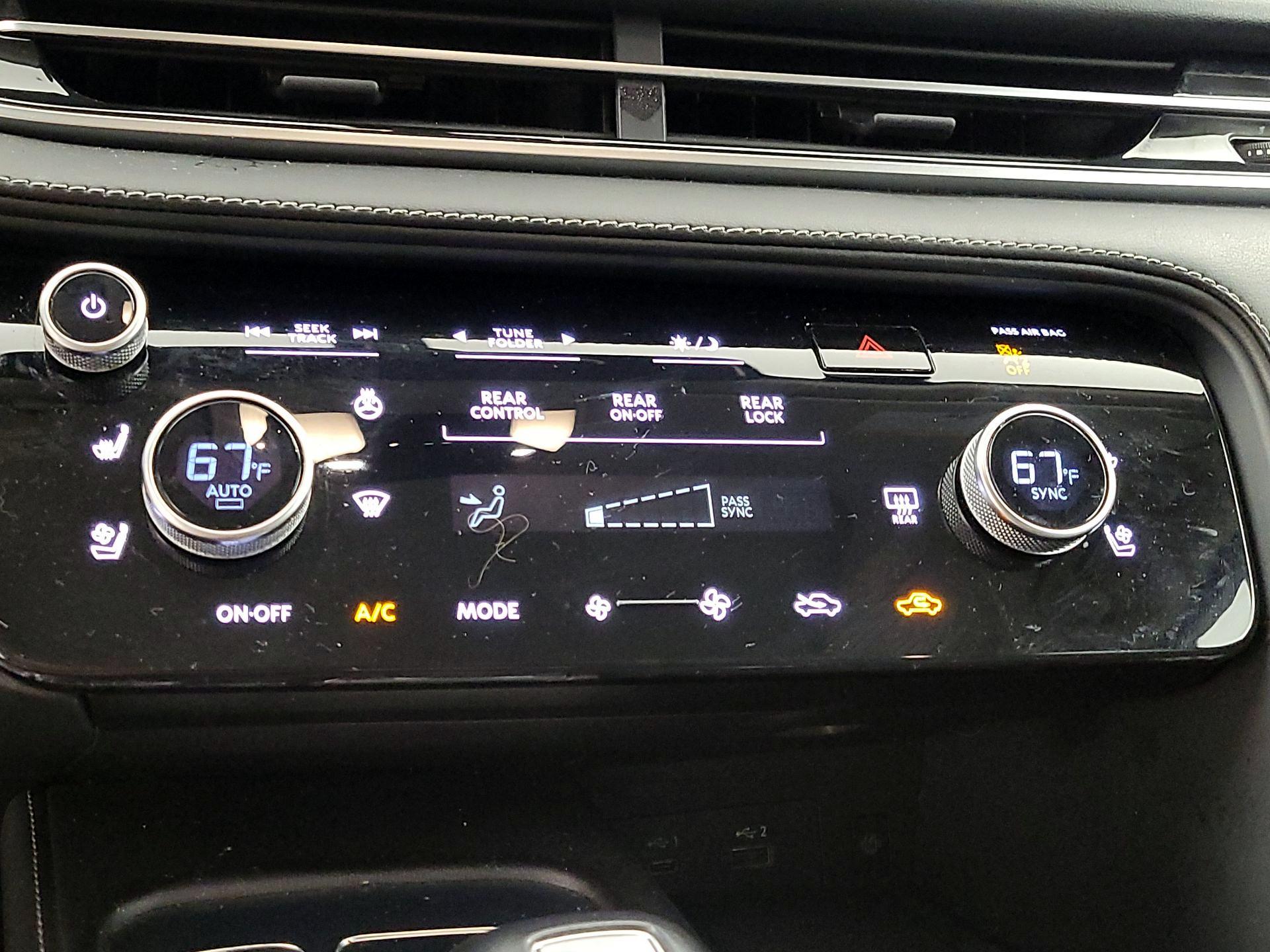 Thumbnail: 2023 INFINITI QX60 - 16