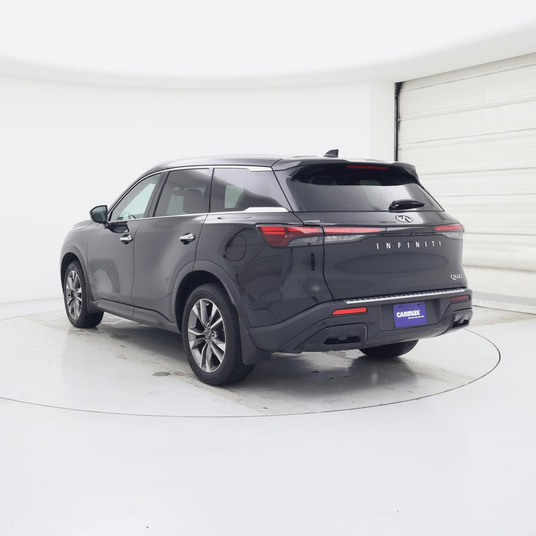 Thumbnail: 2023 INFINITI QX60 - 2