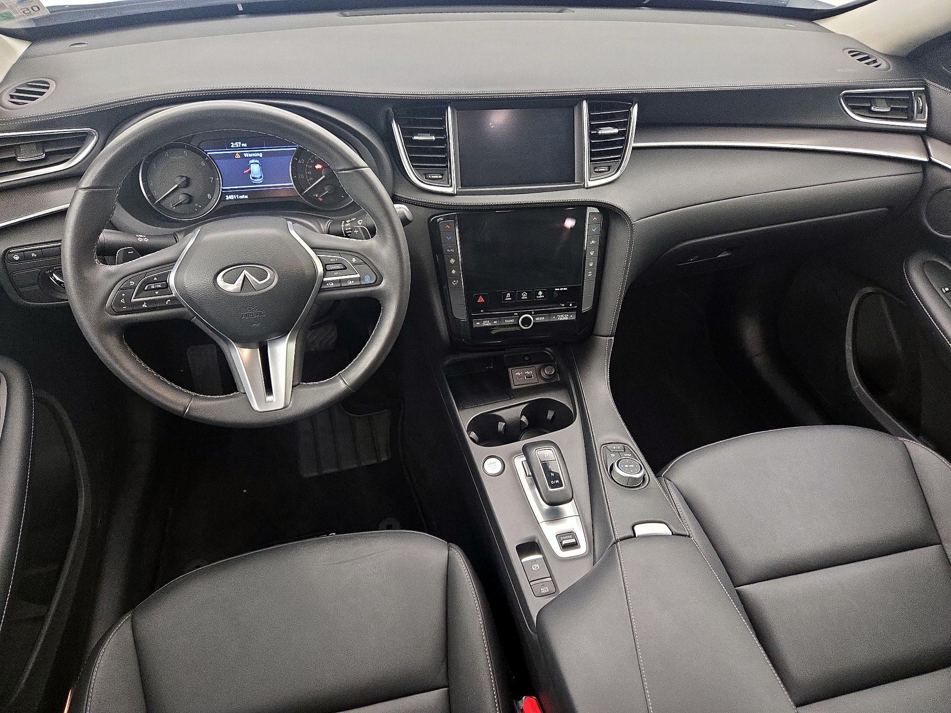 Thumbnail: 2023 INFINITI QX50 - 9