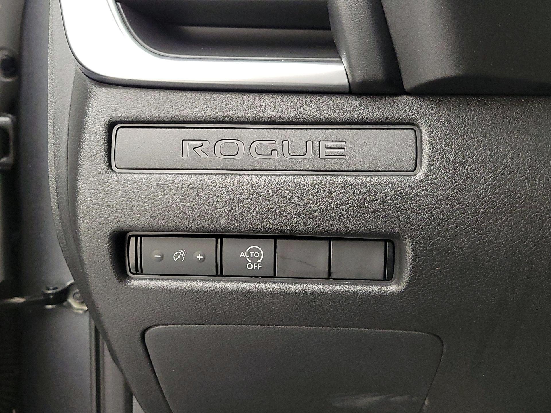 Thumbnail: 2023 Nissan Rogue - 13