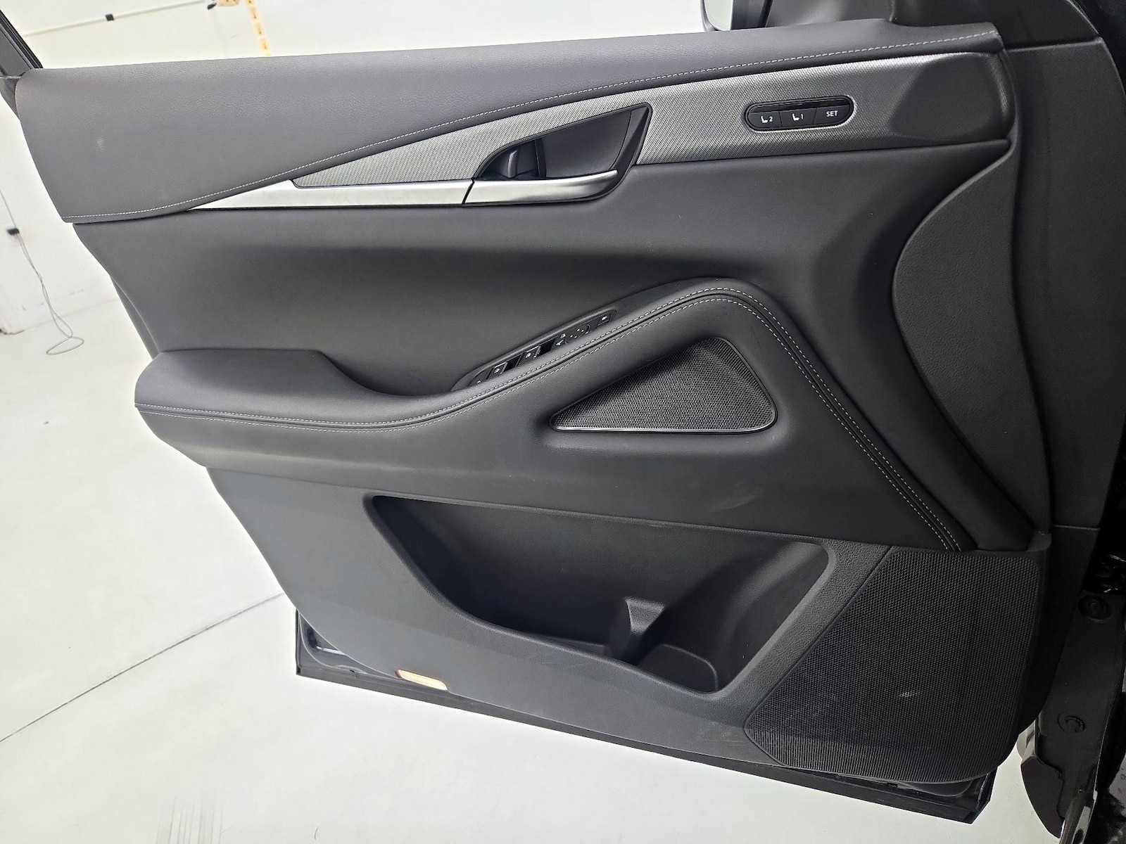 2023 INFINITI QX60 LUXE - Photo 13