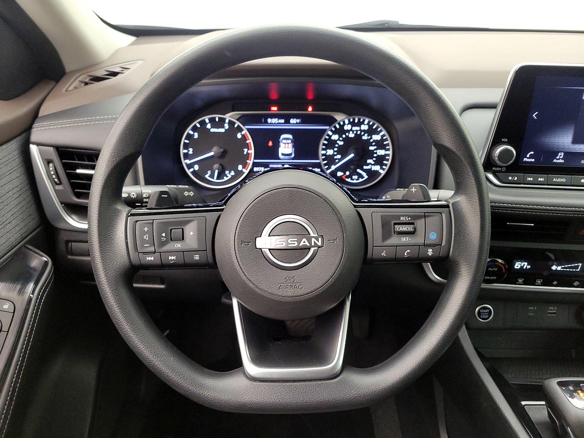 Thumbnail: 2023 Nissan Rogue - 10