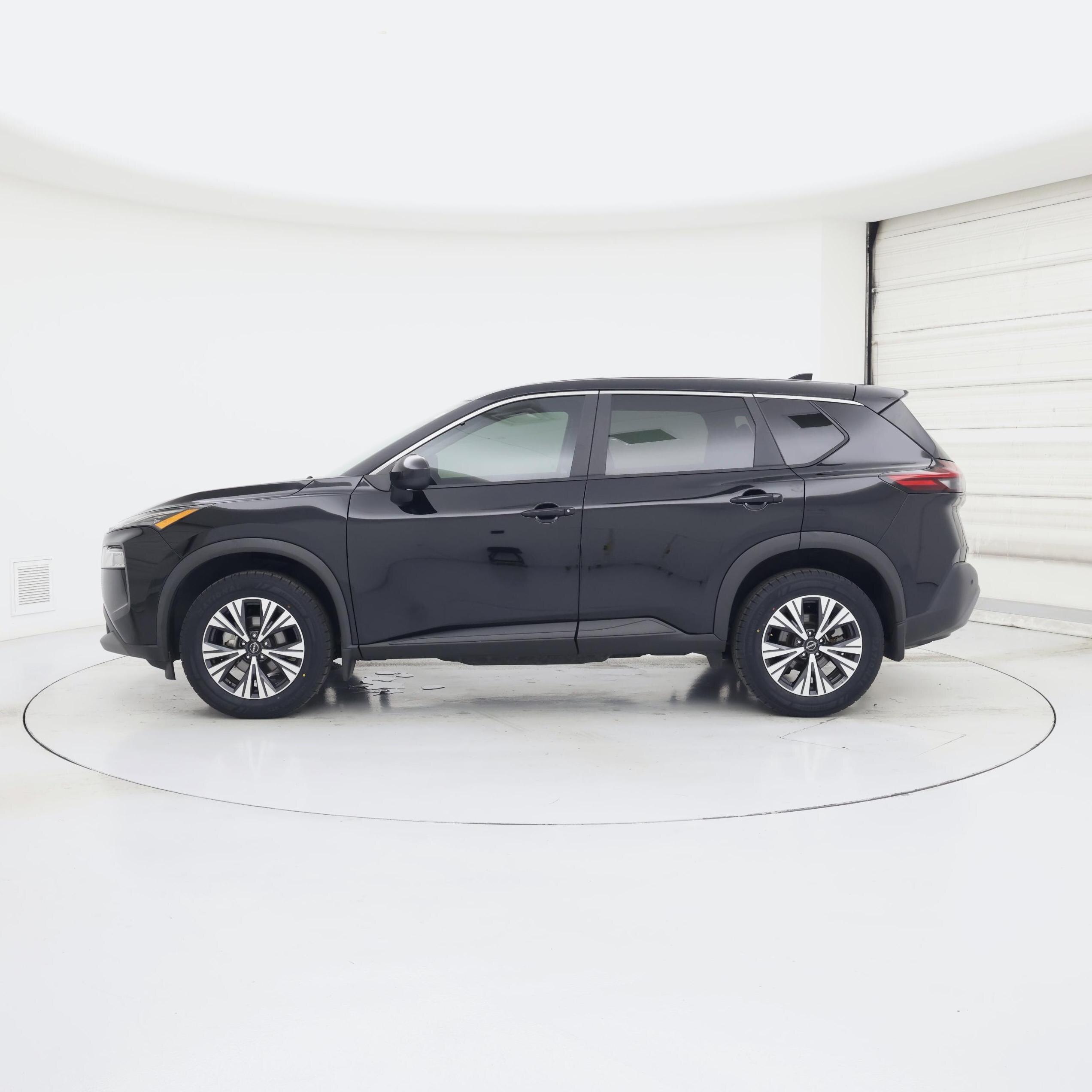 Thumbnail: 2023 Nissan Rogue - 3