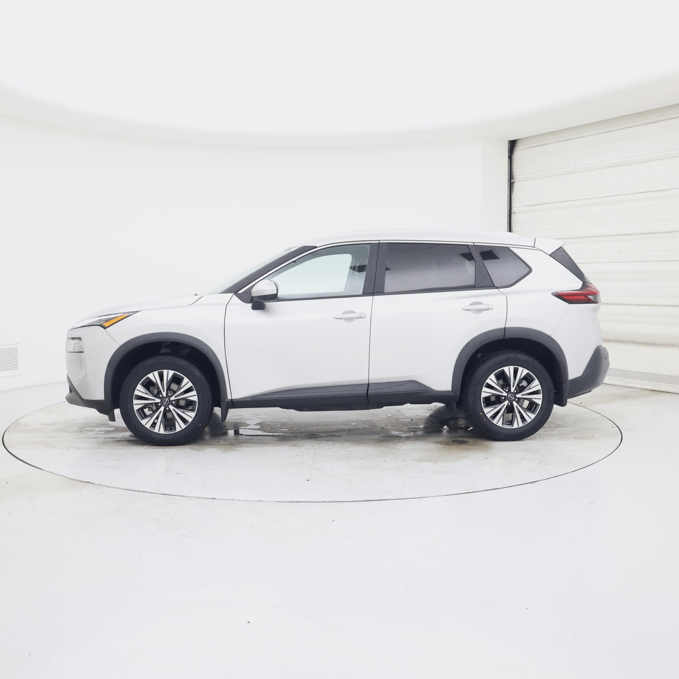 Thumbnail: 2023 Nissan Rogue - 3